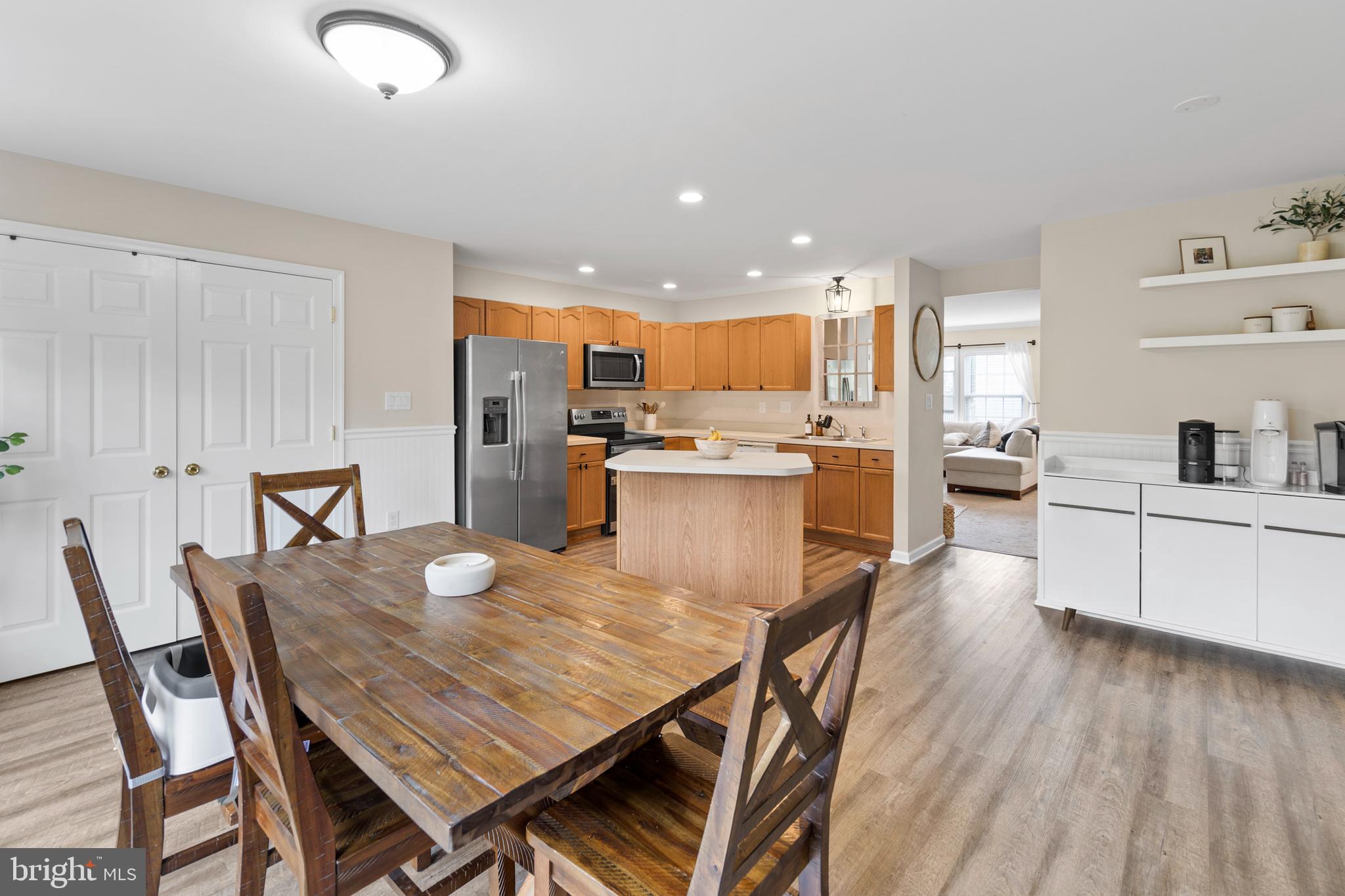 GREEN MEADOWS - Residential