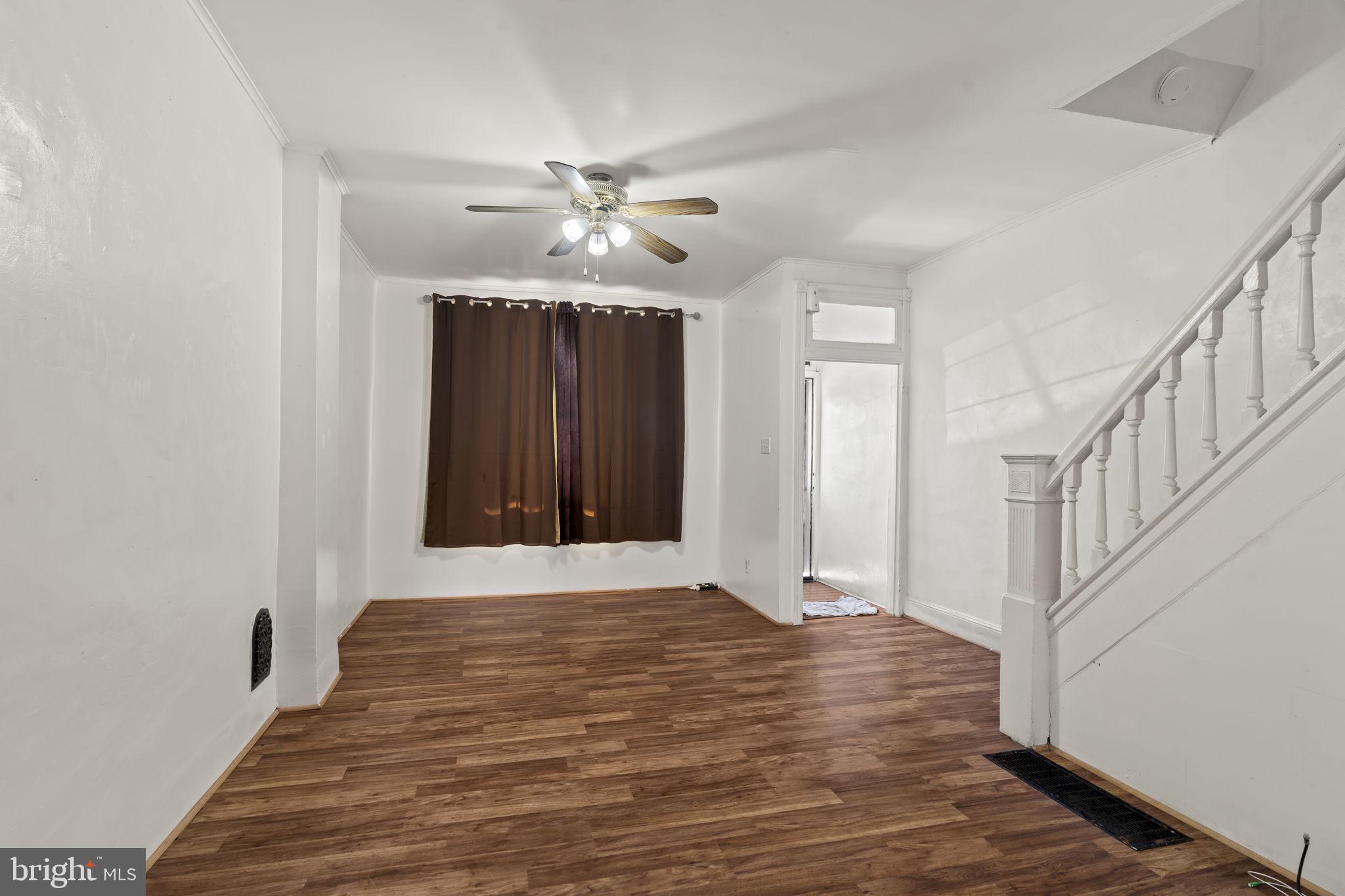 PORT RICHMOND - Residential