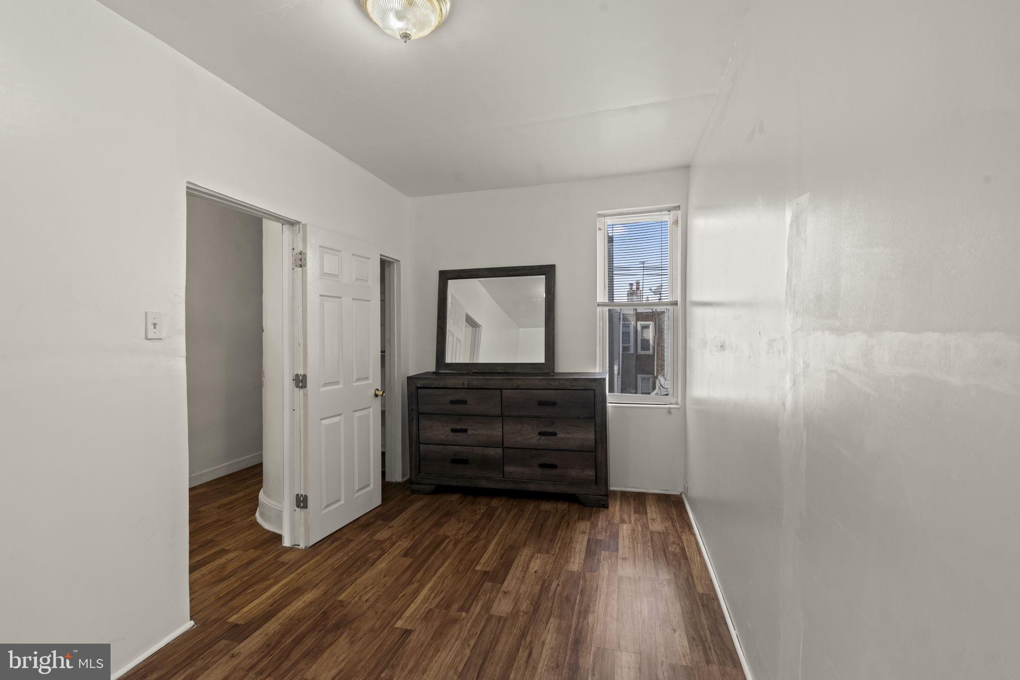 PORT RICHMOND - Residential