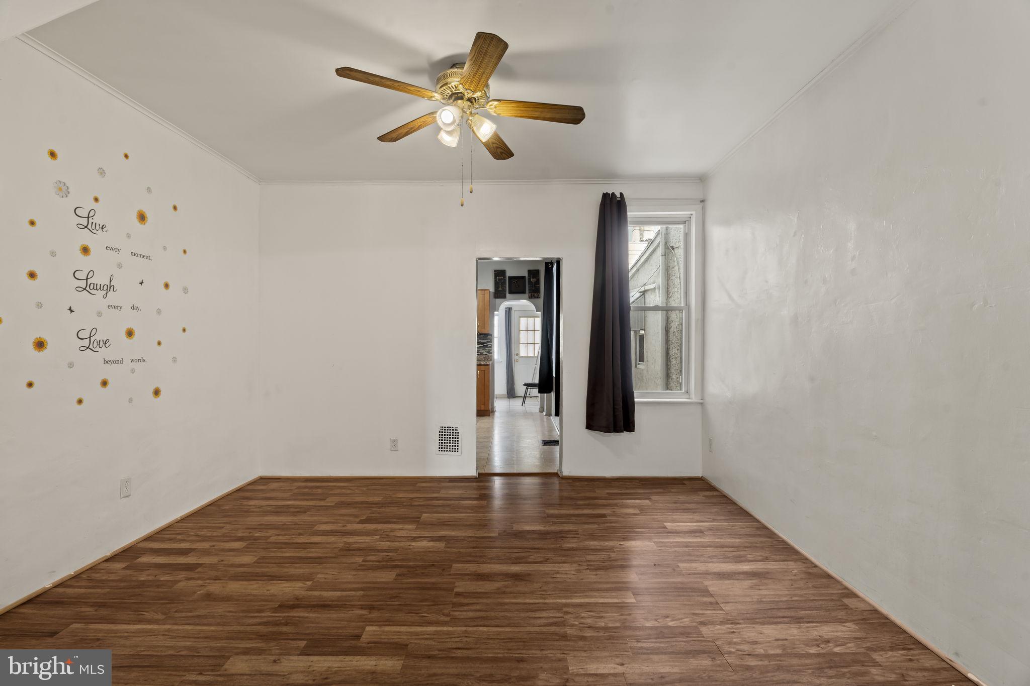 PORT RICHMOND - Residential