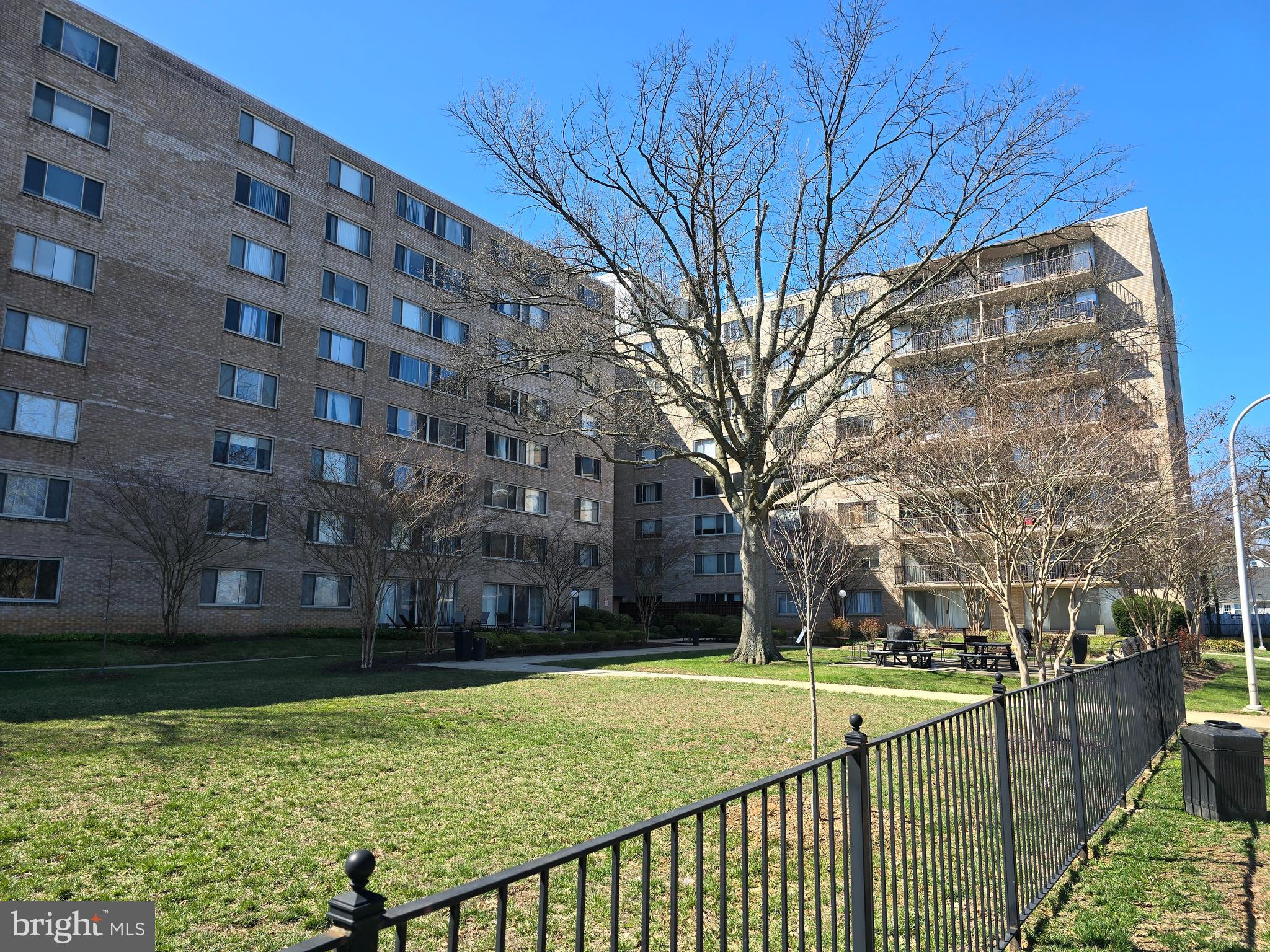 One of the best units in the building with a private patio and easy access to everything. Stunning 1BR/1BA Hyattsville condo ready for you to call your next home! Get ready to love where you live in this charming condo with newly painted walls, large windows, soft carpeting, open concept living and dining area, new kitchen cabinets, new stainless steel kitchen appliances, refrigerator, built-in microwave, oven, dishwasher, quartz countertops, large bedroom, remodeled bathroom and ample closet space. Building amenities include elevator access and communal laundry room. One outdoor parking space included! With a walk score of 90, this charming location provides convenient access to everything you will ever need. Located only a few miles northeast of Washington, DC, this lovely area offers a variety of events like the International Festival, Shakespeare in the Parks, or Dogs for the Arts. Easy access to the Mall at Prince George's, University Town Center, the Hyattsville Arts District along Route 1, and the University of Maryland. Nearby restaurants, breweries, and shopping include Whole Foods, Safeway, Target, Busyboys & Poets, Pizzeria Paradiso, Vigilante Coffee, and Streetcar 82 Brewing Co. Only a 12-minute walk
to the Marc Camden-Washington at the Riverdale Marc sb stop or a 37-minute walk to the West Hyattsville Metro station.