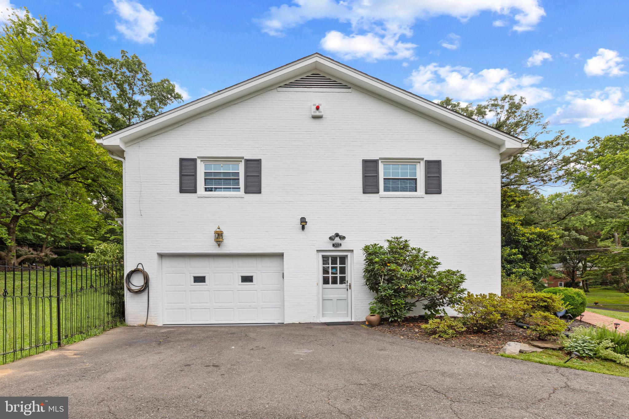 3713 CHANEL ROAD