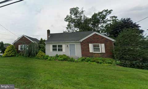 Photo of 144 S Centre Av Avenue #1, LEESPORT, PA 19533 (MLS # PABK2075924)