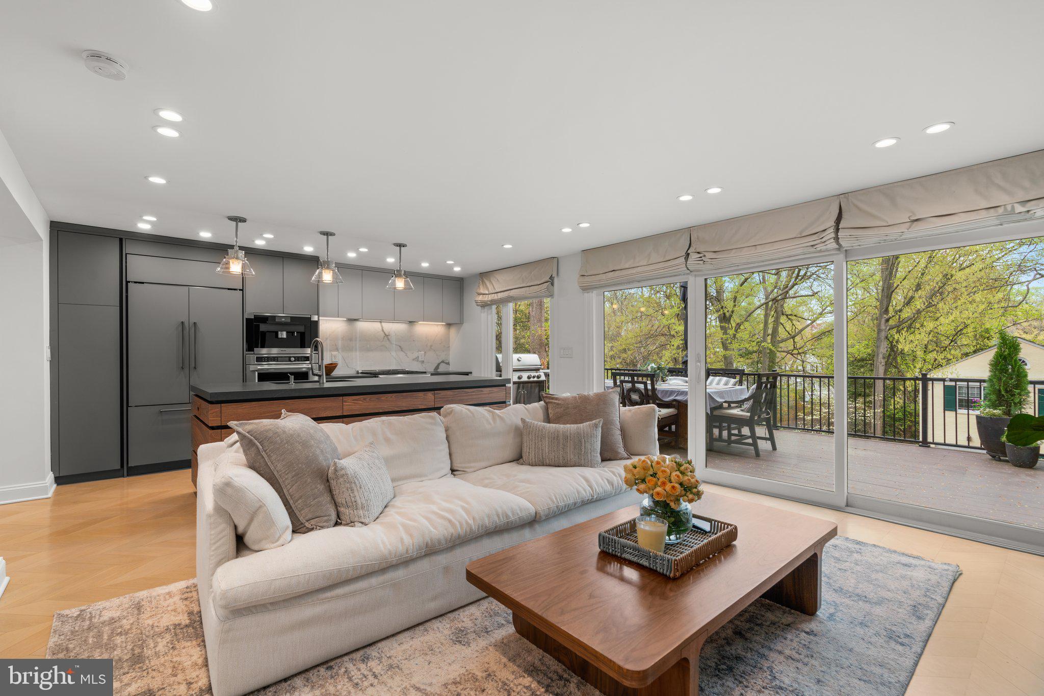 CHEVY CHASE - Residential