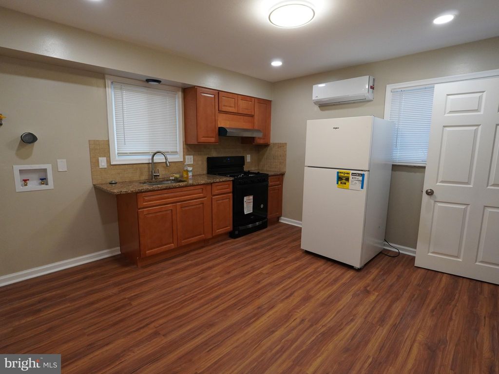 Photo of 710 N York Road, WILLOW GROVE, PA 19090 (MLS # PAMC2164122)