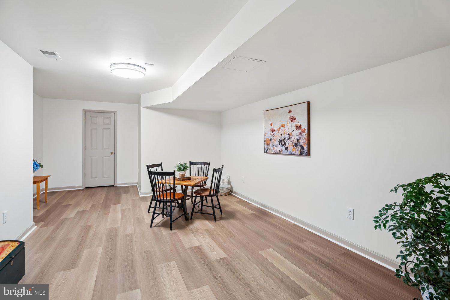 BRIDGEWATER - Residential