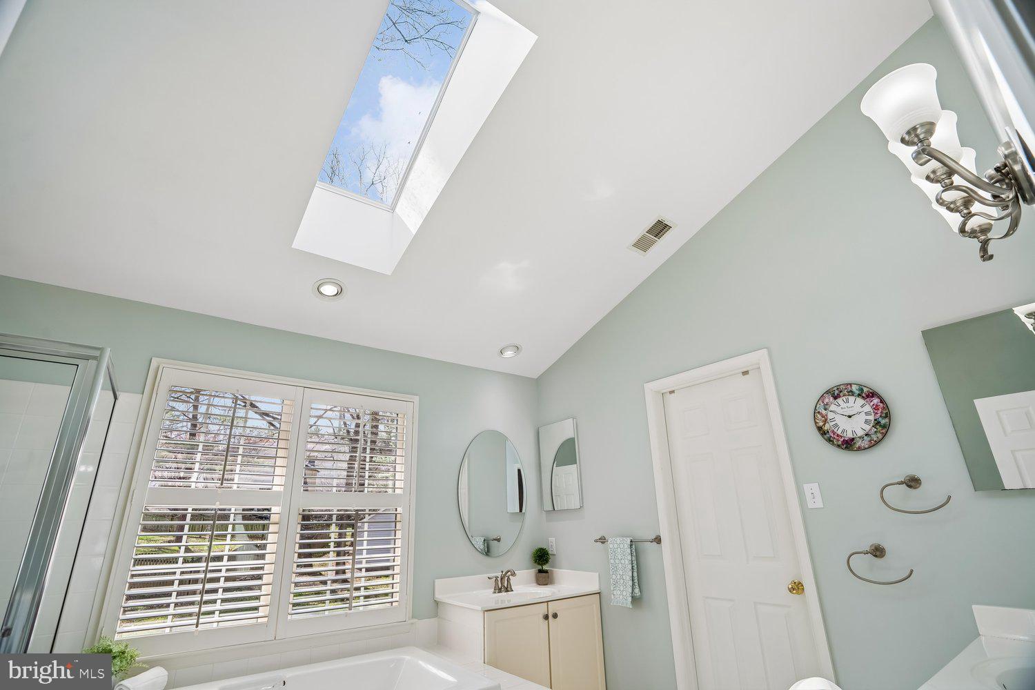 BRIDGEWATER - Residential