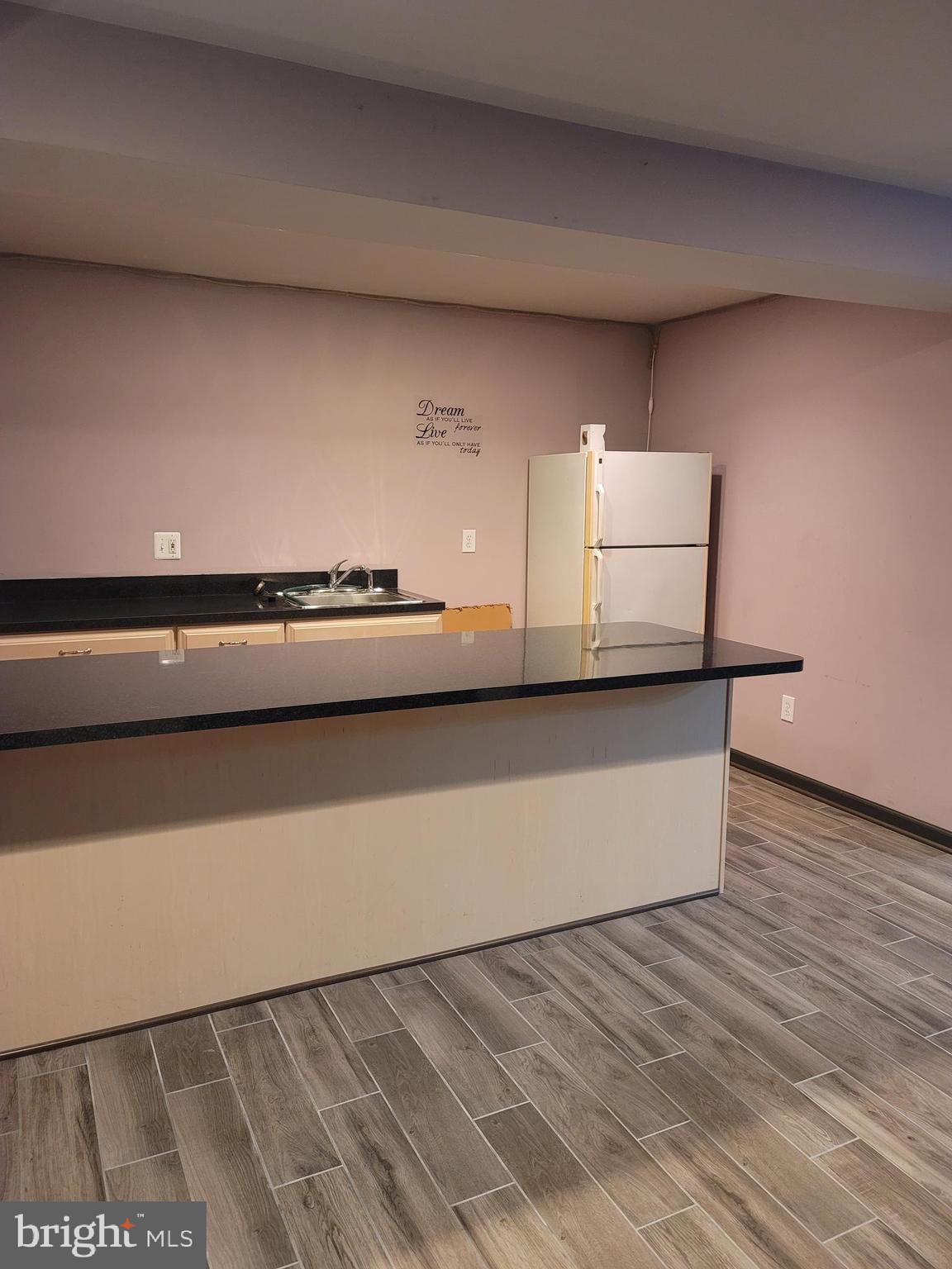 POTOMAC STATION - Residential Lease