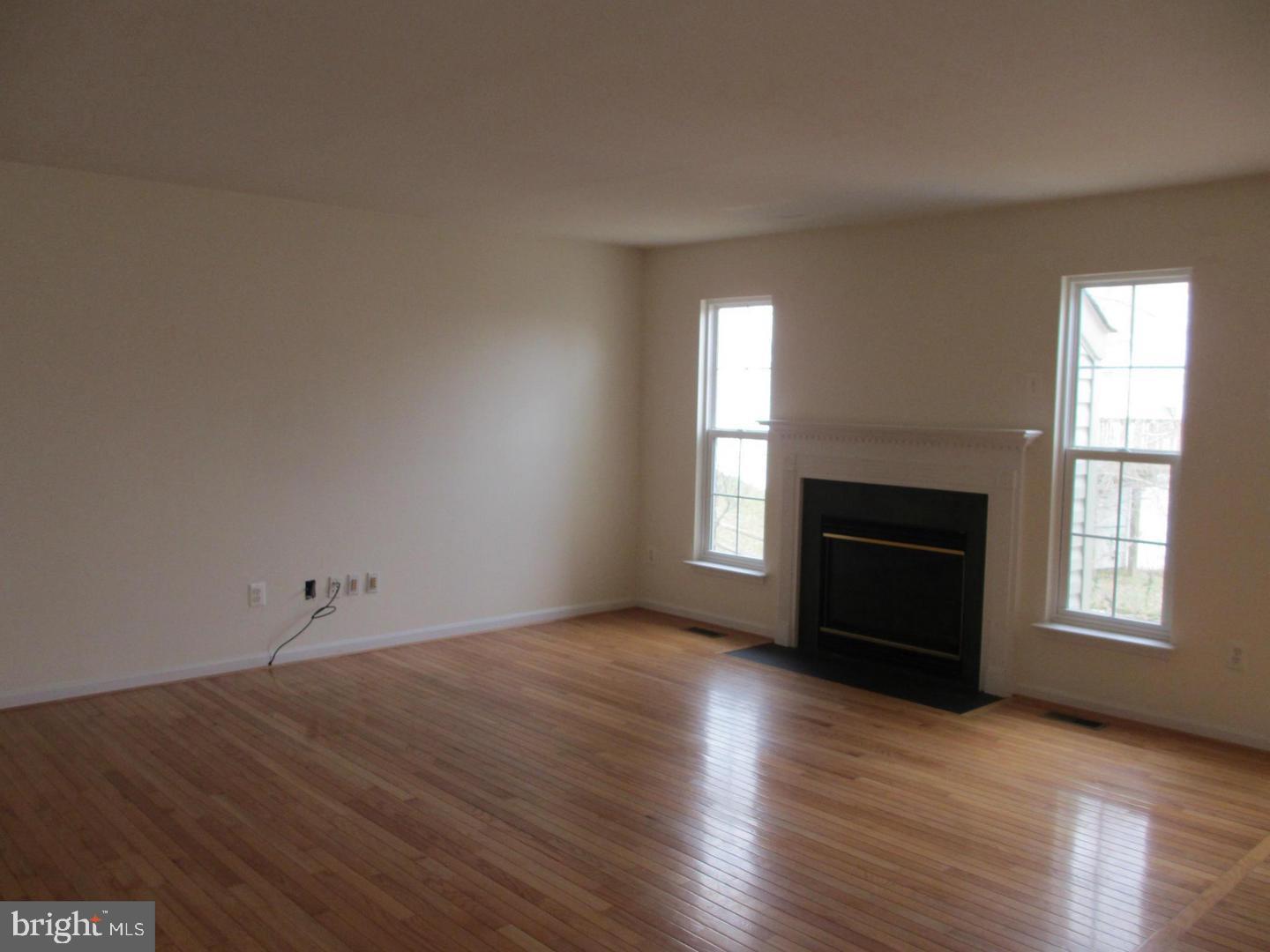 POTOMAC STATION - Residential Lease