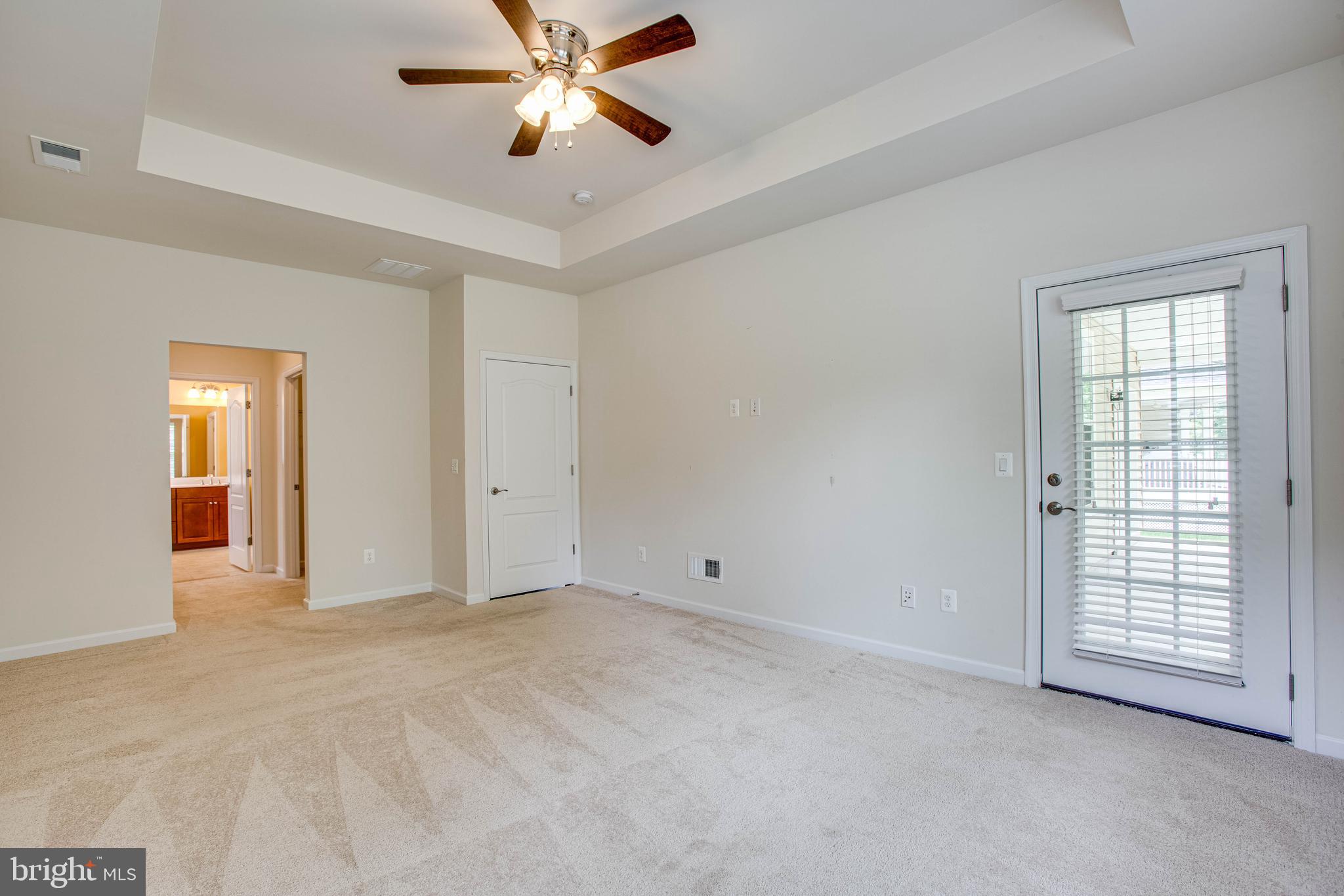 VIRGINIA HERITAGE AT LEE'S PARK - Residential