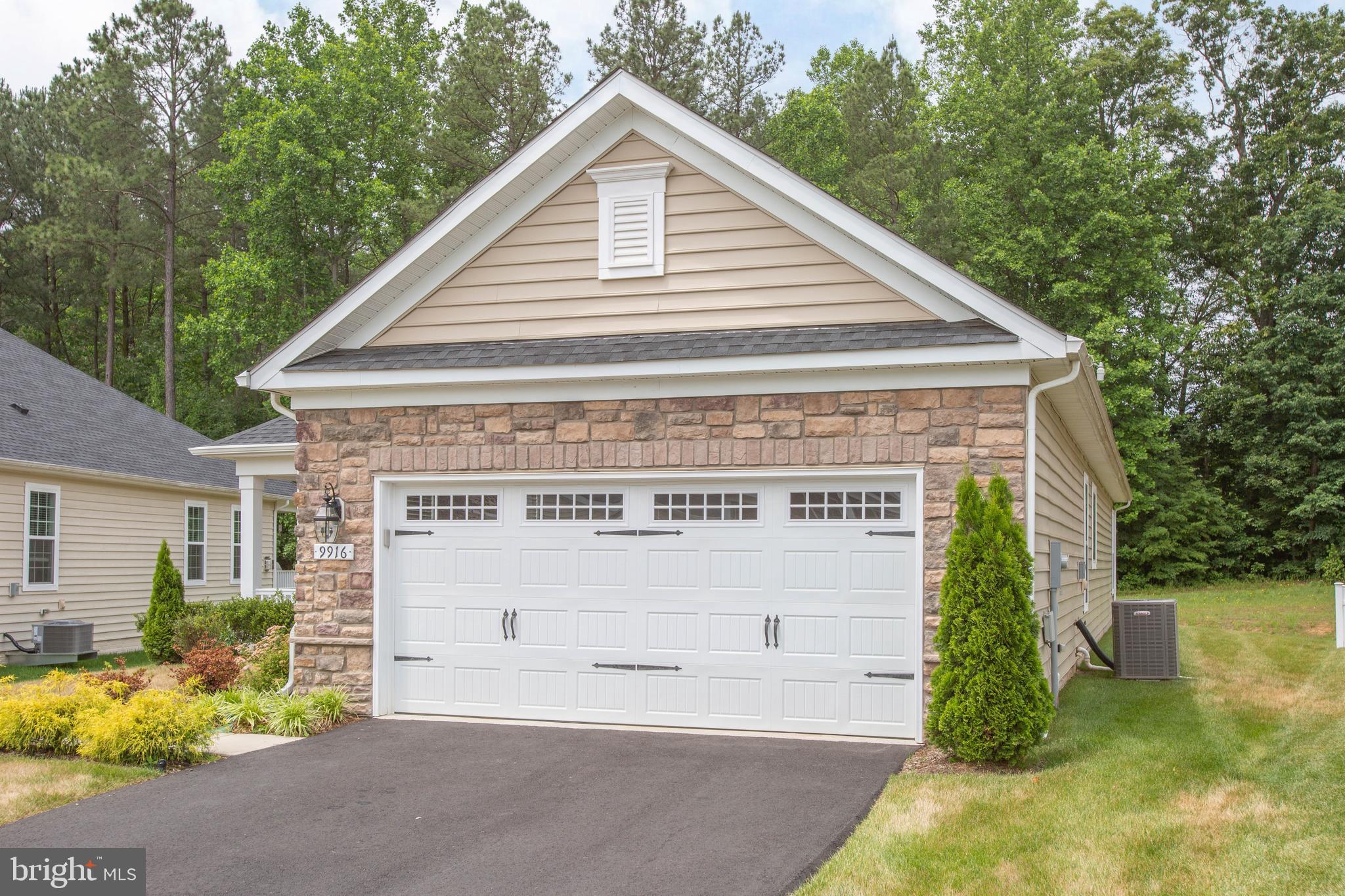 VIRGINIA HERITAGE AT LEE'S PARK - Residential