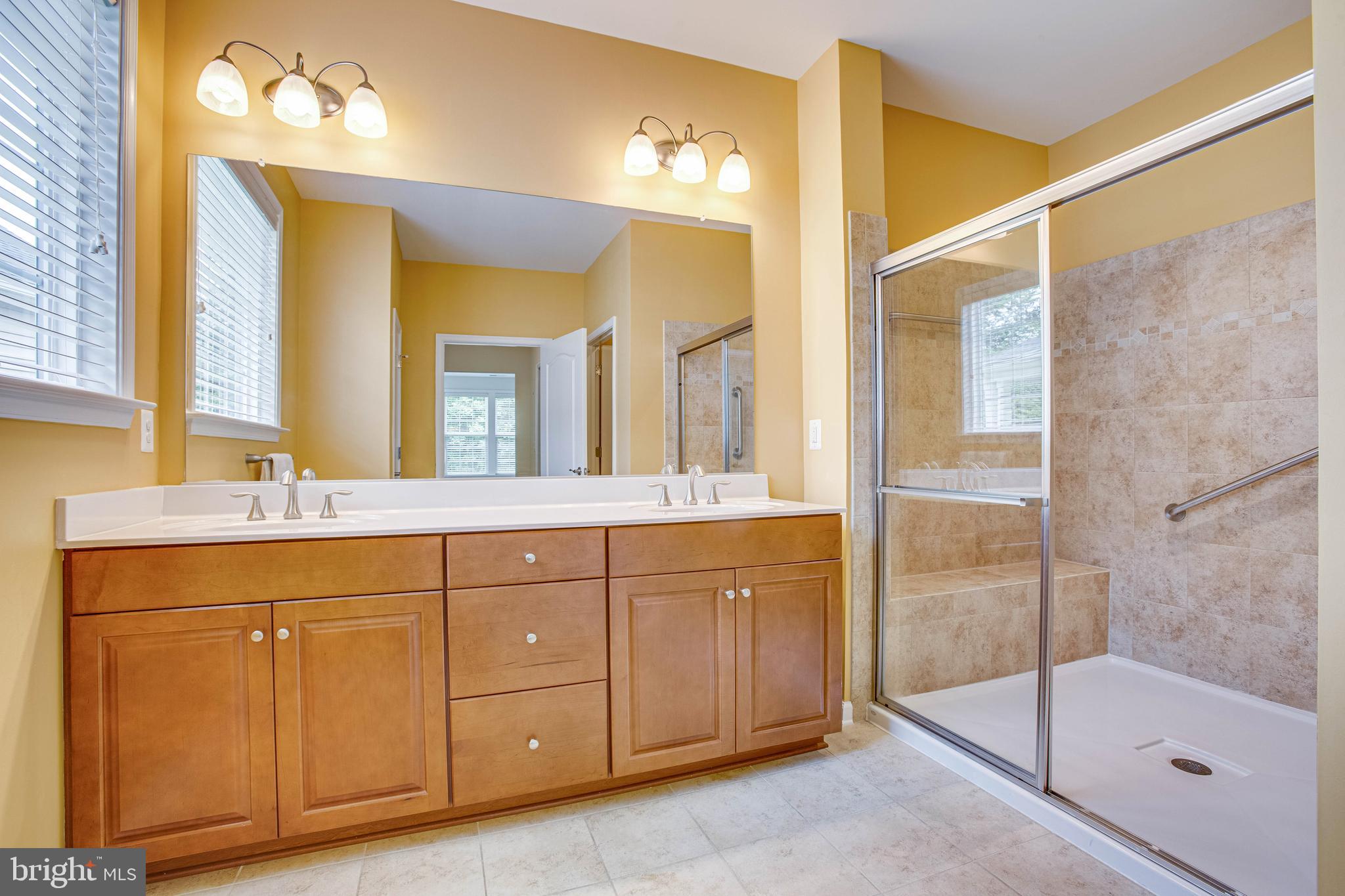 VIRGINIA HERITAGE AT LEE'S PARK - Residential