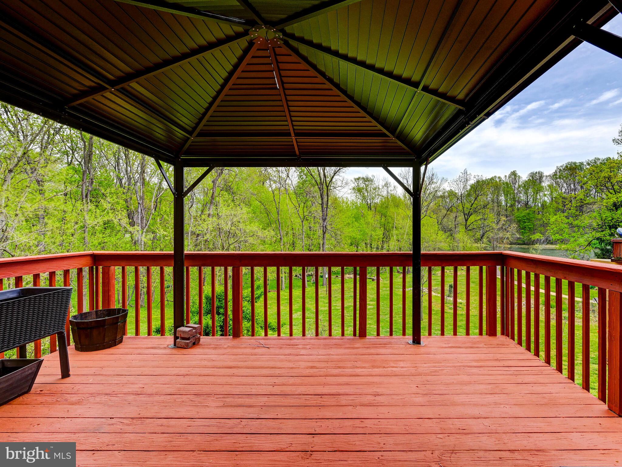 VILLAGE OF OWEN BROWN - Residential