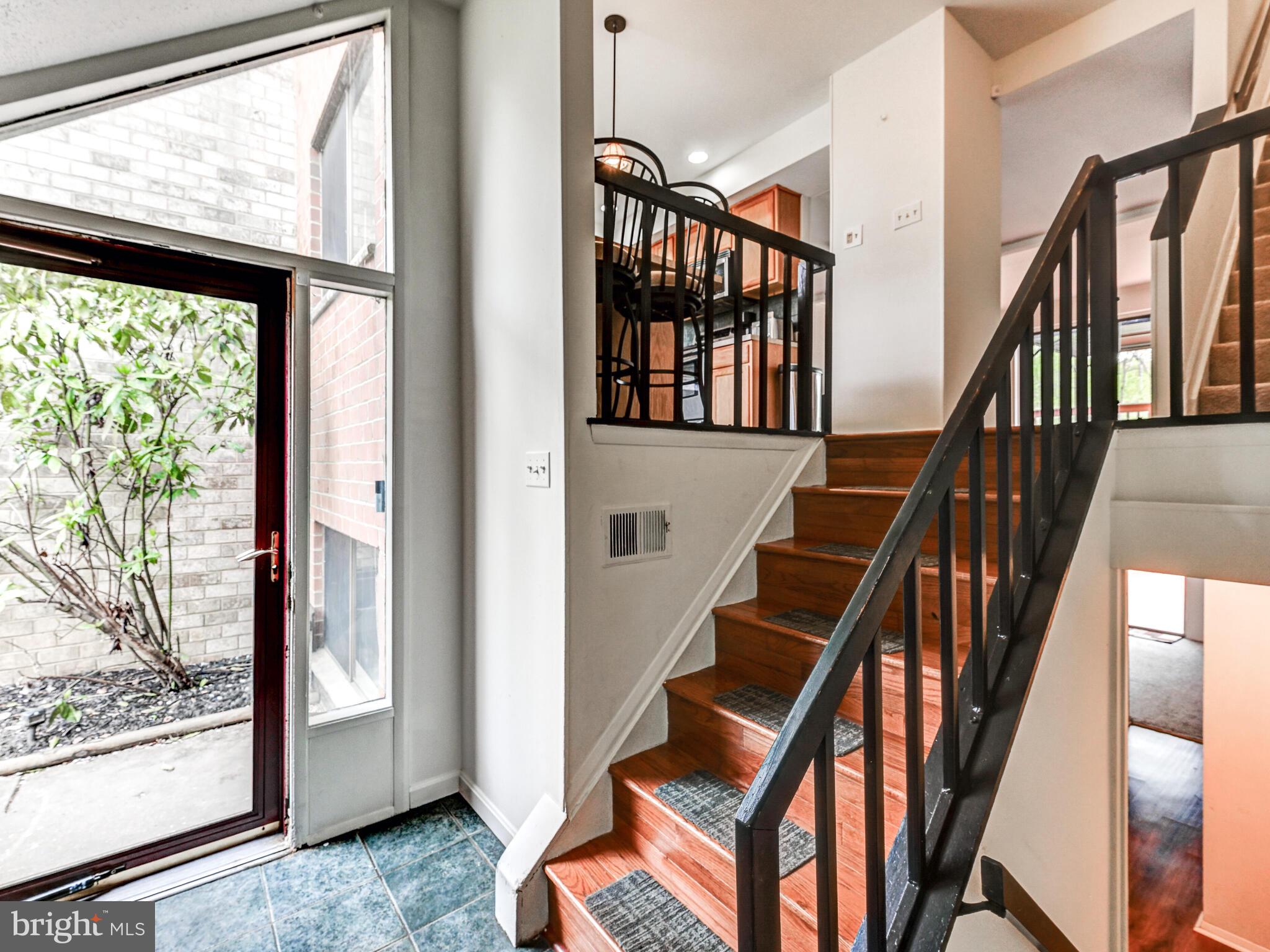 VILLAGE OF OWEN BROWN - Residential