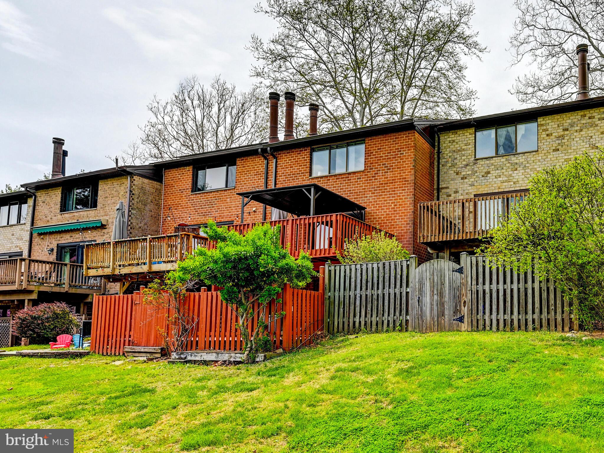 VILLAGE OF OWEN BROWN - Residential