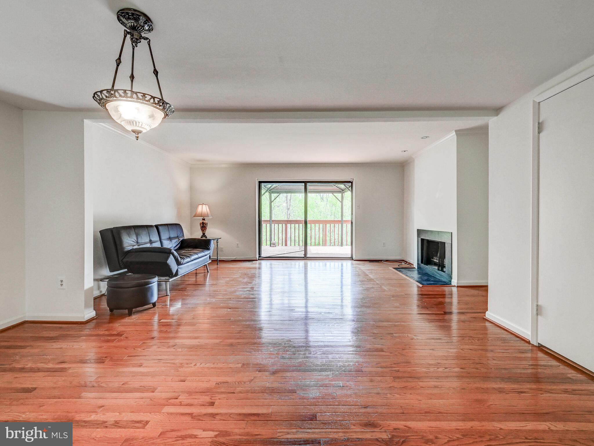 VILLAGE OF OWEN BROWN - Residential