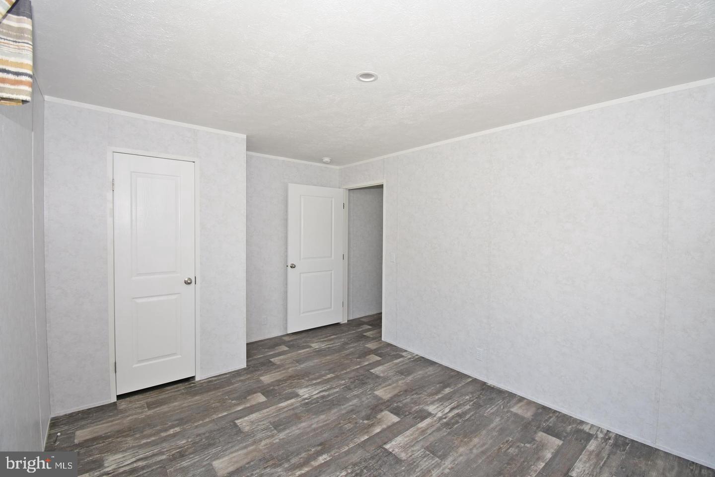 WESTSIDE MHP - Residential