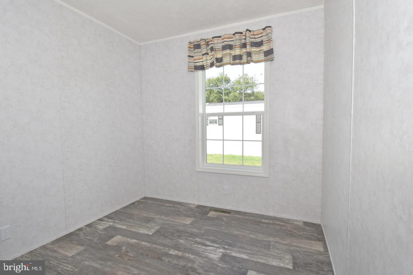 WESTSIDE MHP - Residential