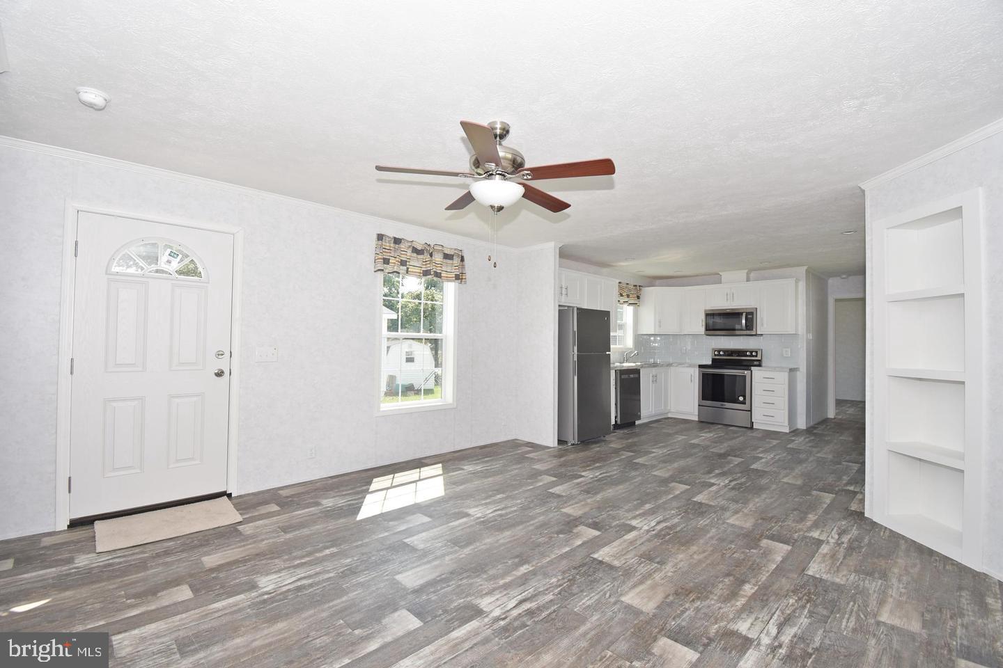 WESTSIDE MHP - Residential