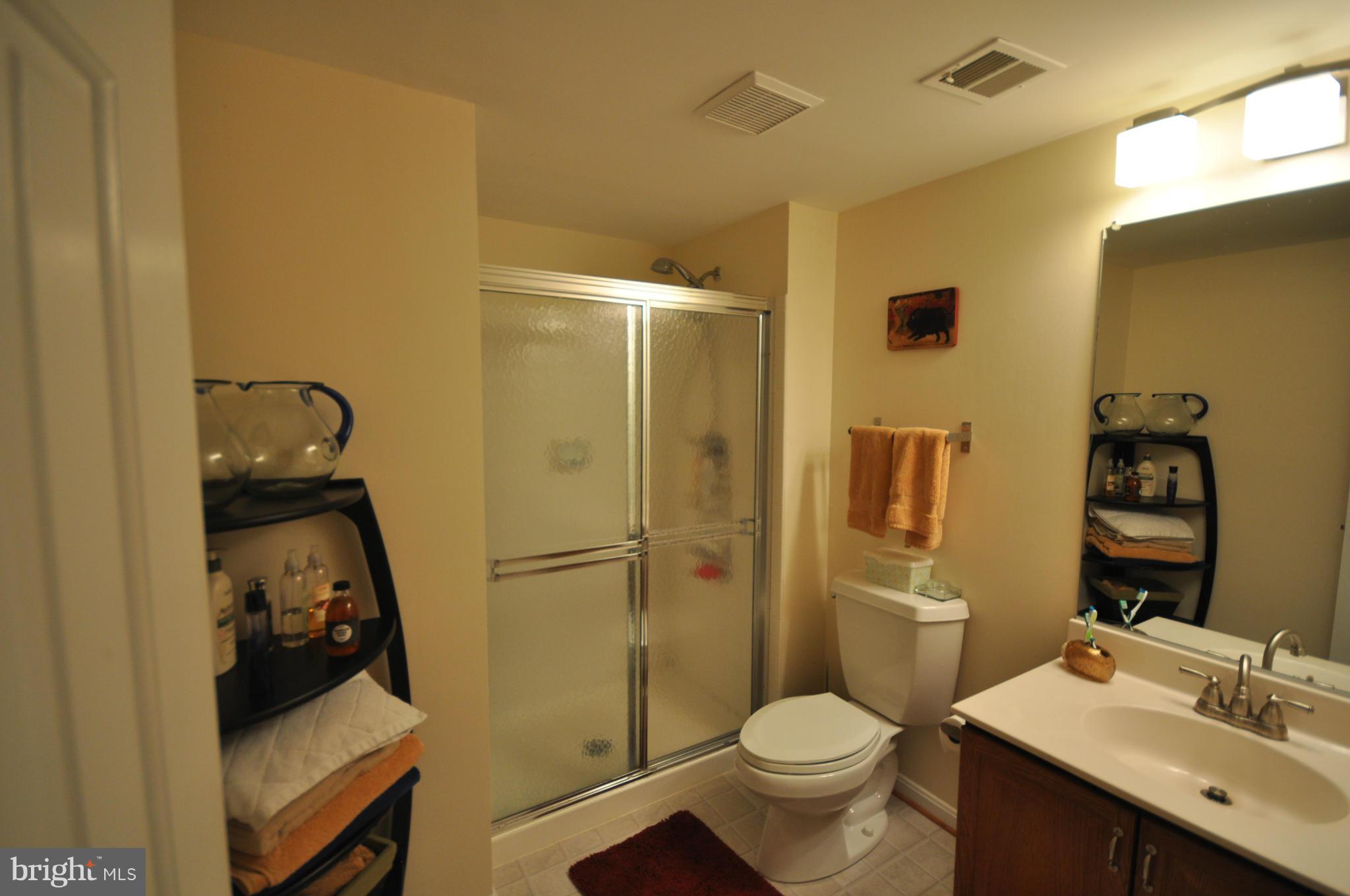 KINGSTOWNE - Residential Lease