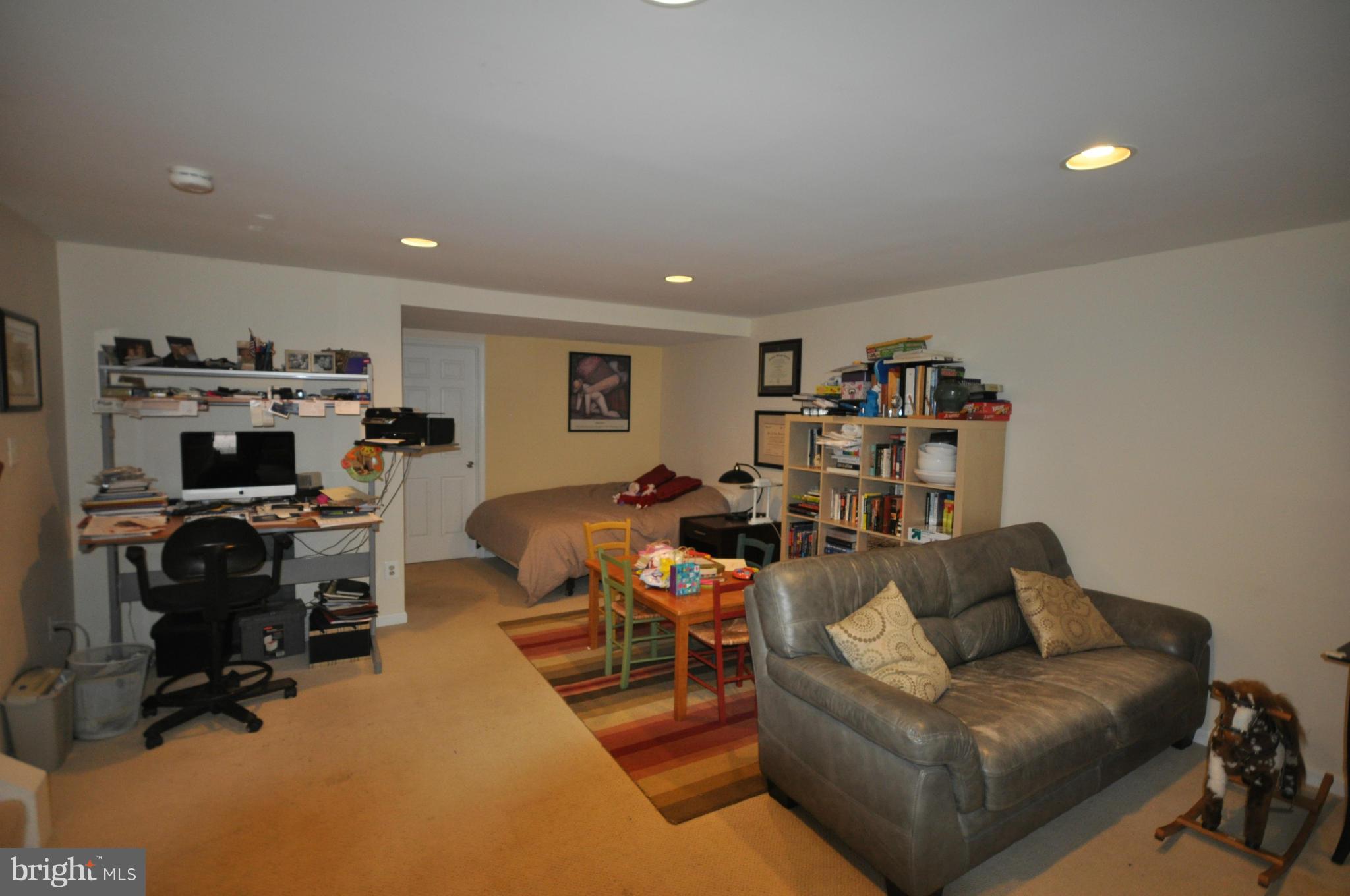 KINGSTOWNE - Residential Lease