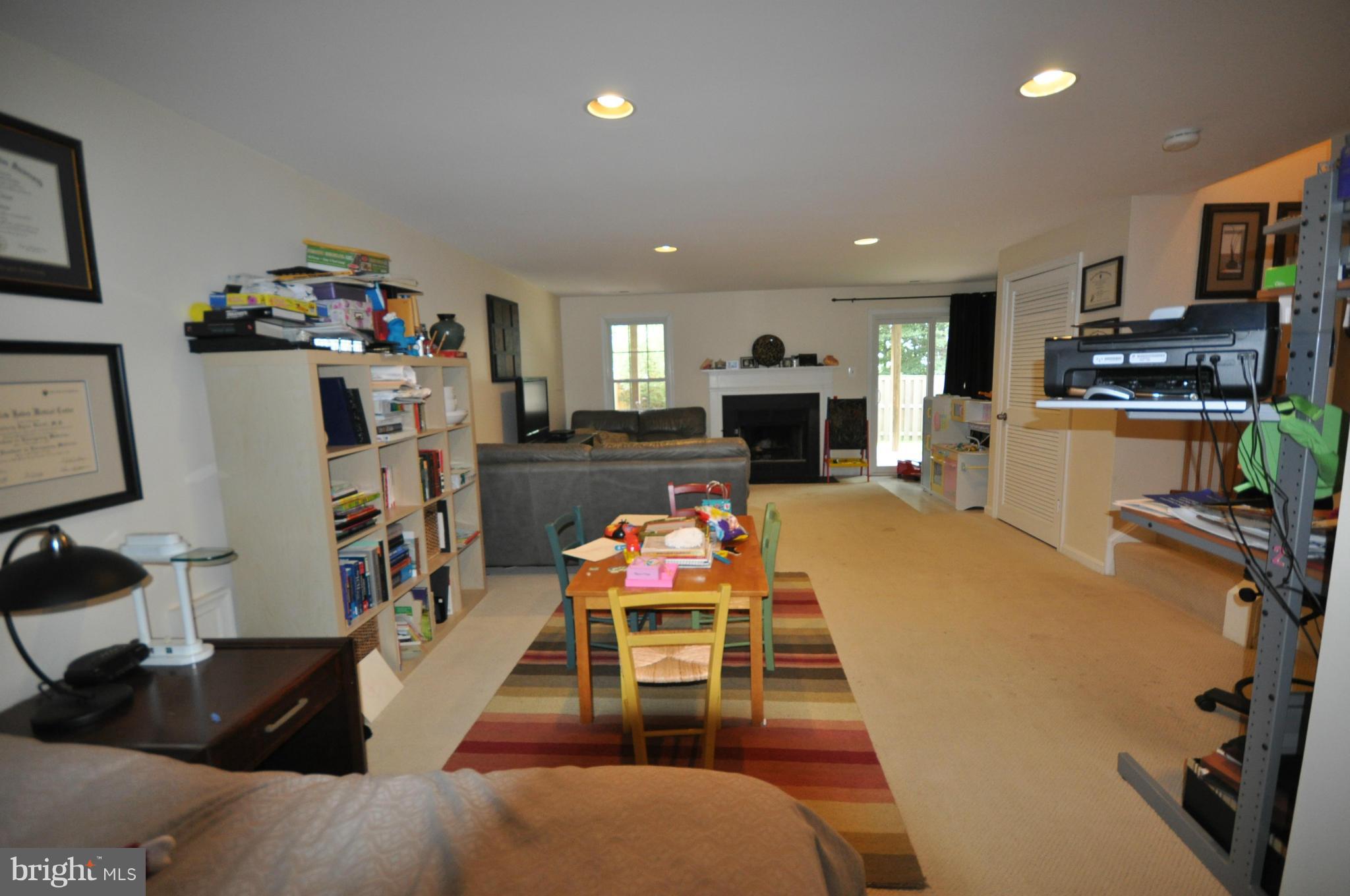 KINGSTOWNE - Residential Lease