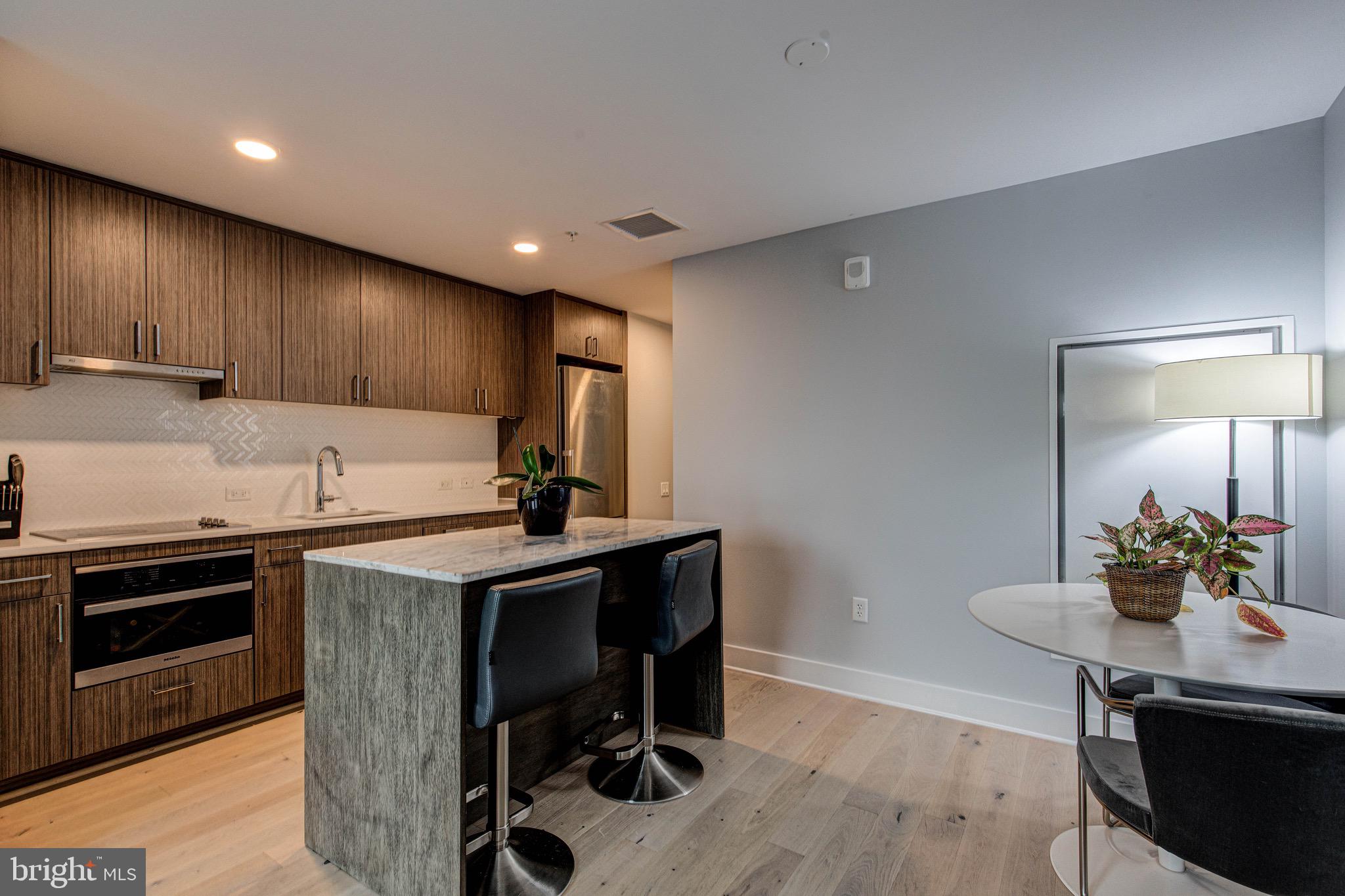 1211 VAN STREET SE 1107