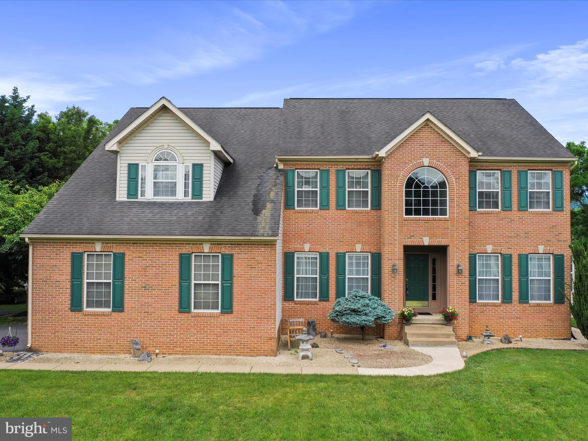 TUSCARORA SPRINGS - Residential