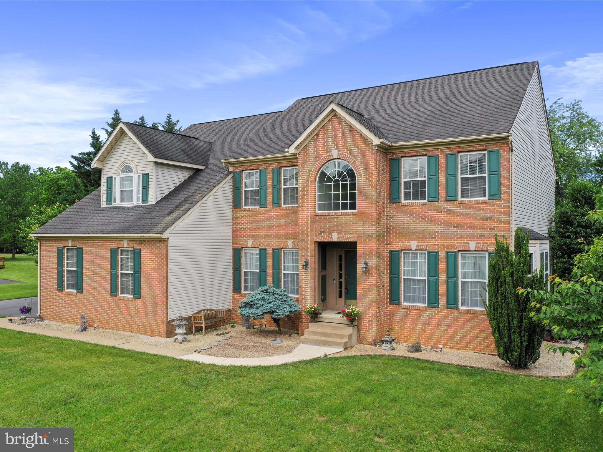 TUSCARORA SPRINGS - Residential