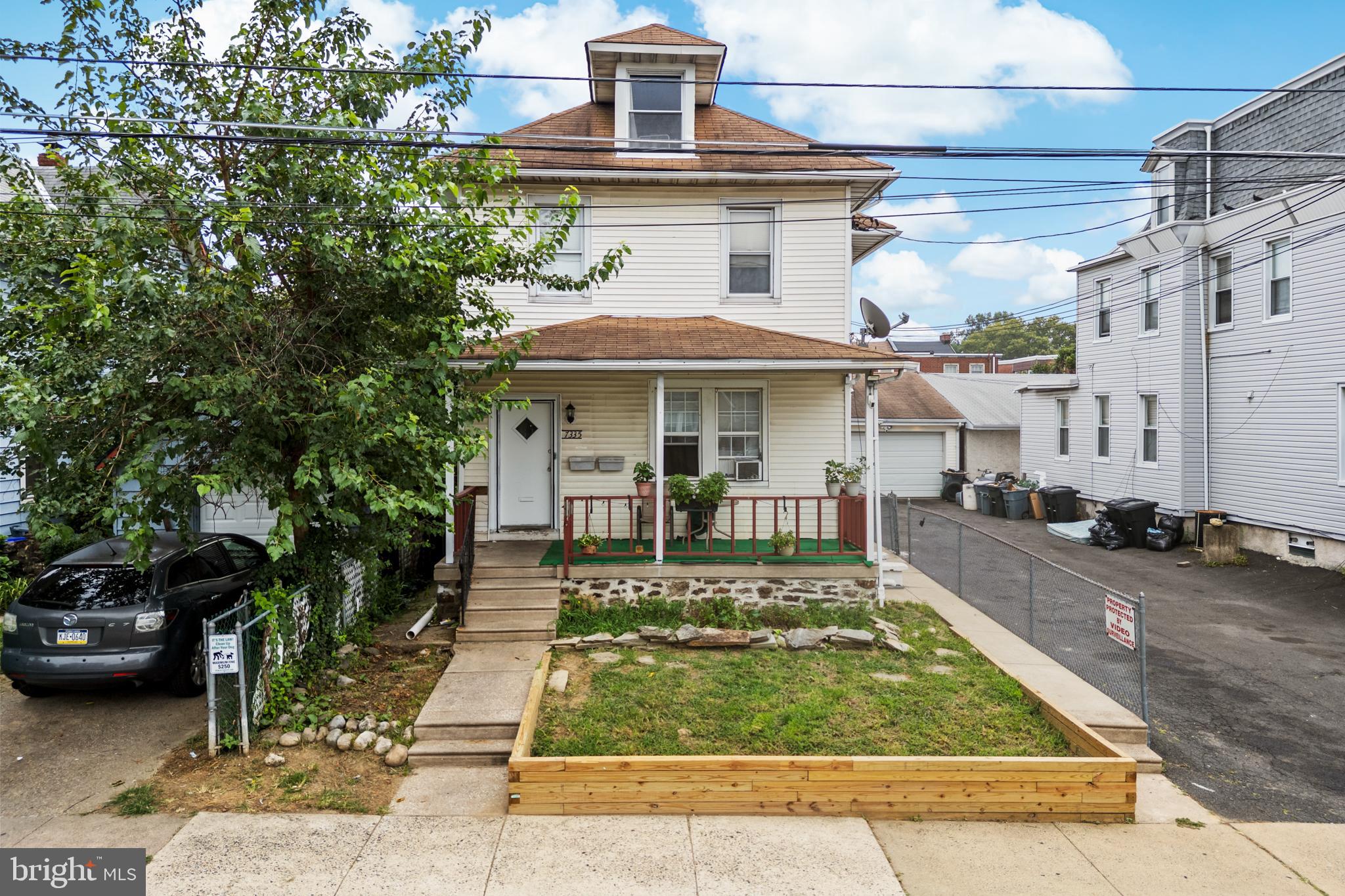 PHILADELPHIA (NORTHEAST) - Commercial Sale