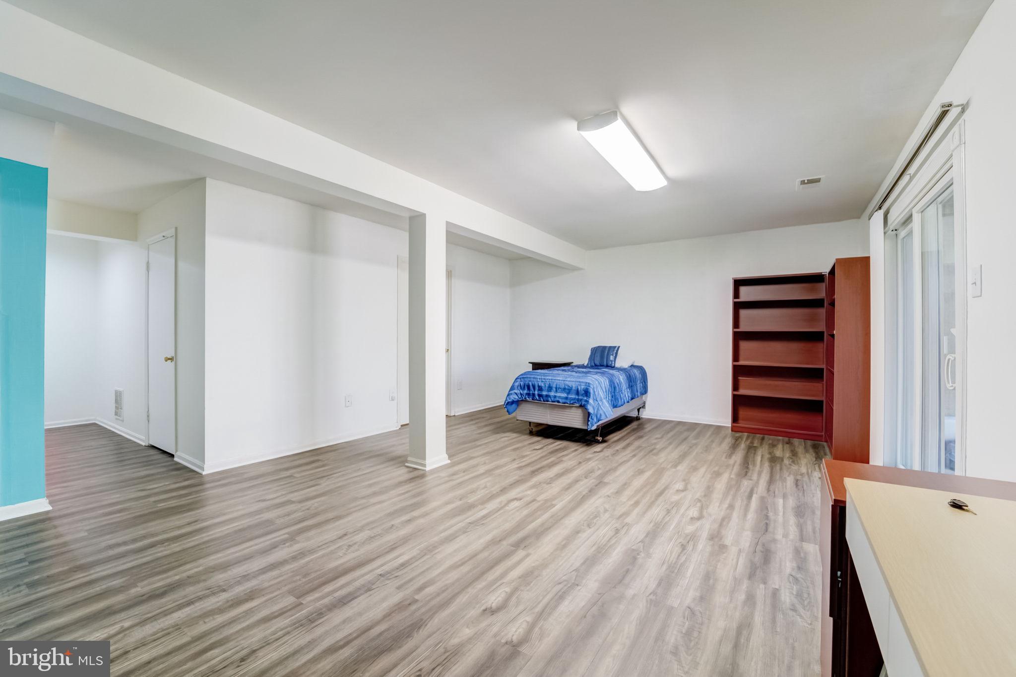 VILLAGE OF HICKORY RIDGE - Residential