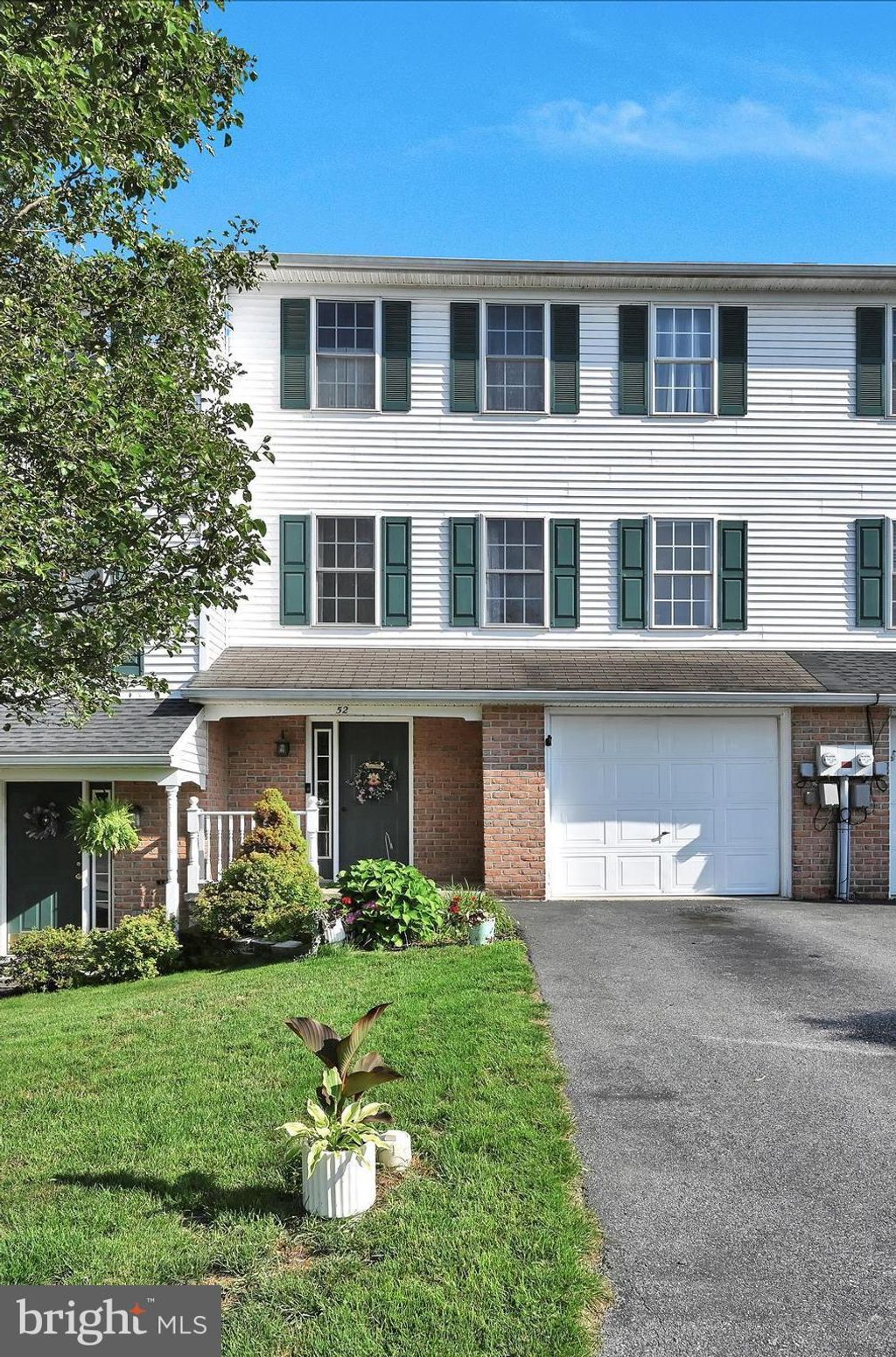 Photo of 52 TUPELO ST, LITITZ, PA 17543 (MLS # PALA2037038)