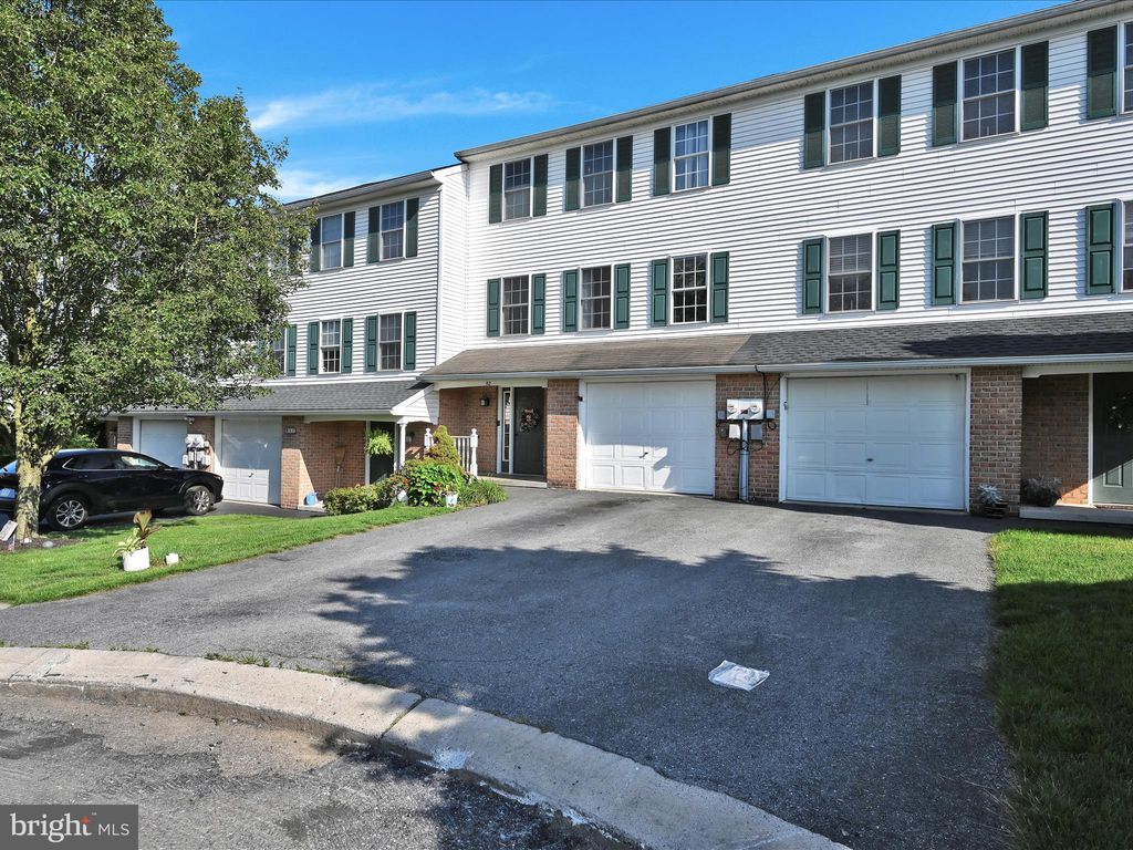 Photo of 52 TUPELO ST, LITITZ, PA 17543 (MLS # PALA2037038)