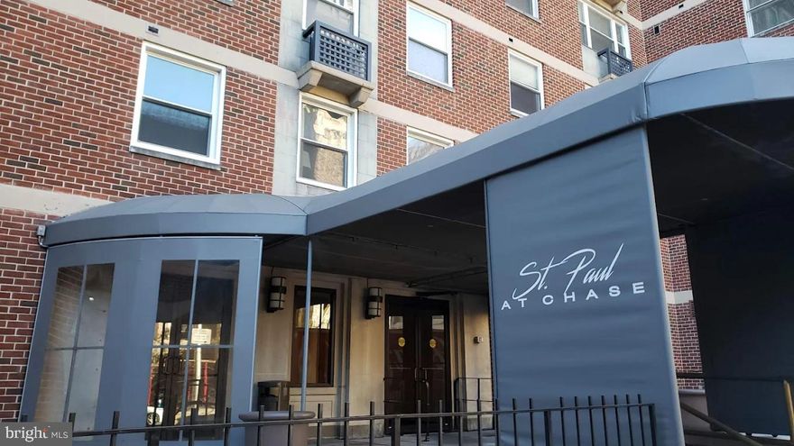 ***********Not a Rental. For Sale only***********
Exceptional offer and quite possibly the best deal in the Building . This unit is freshly painted, Newly refinished floors throughout and an updated hall bath. This 2 bedroom 2 bath unit has an abundance of natural lighting, tons of storage/closet space , a huge pantry and beautiful views of the city from the huge windows in the living room and both bedrooms. This unit could also be considered a 1 bedroom with a den. This is a beautiful spacious unit that will not last long. Parking is available. 24 Hr doorman, elevator and located in the Heart of Mount Vernon, this location is ideal for city living. Don't miss out. Sold 100% as is .