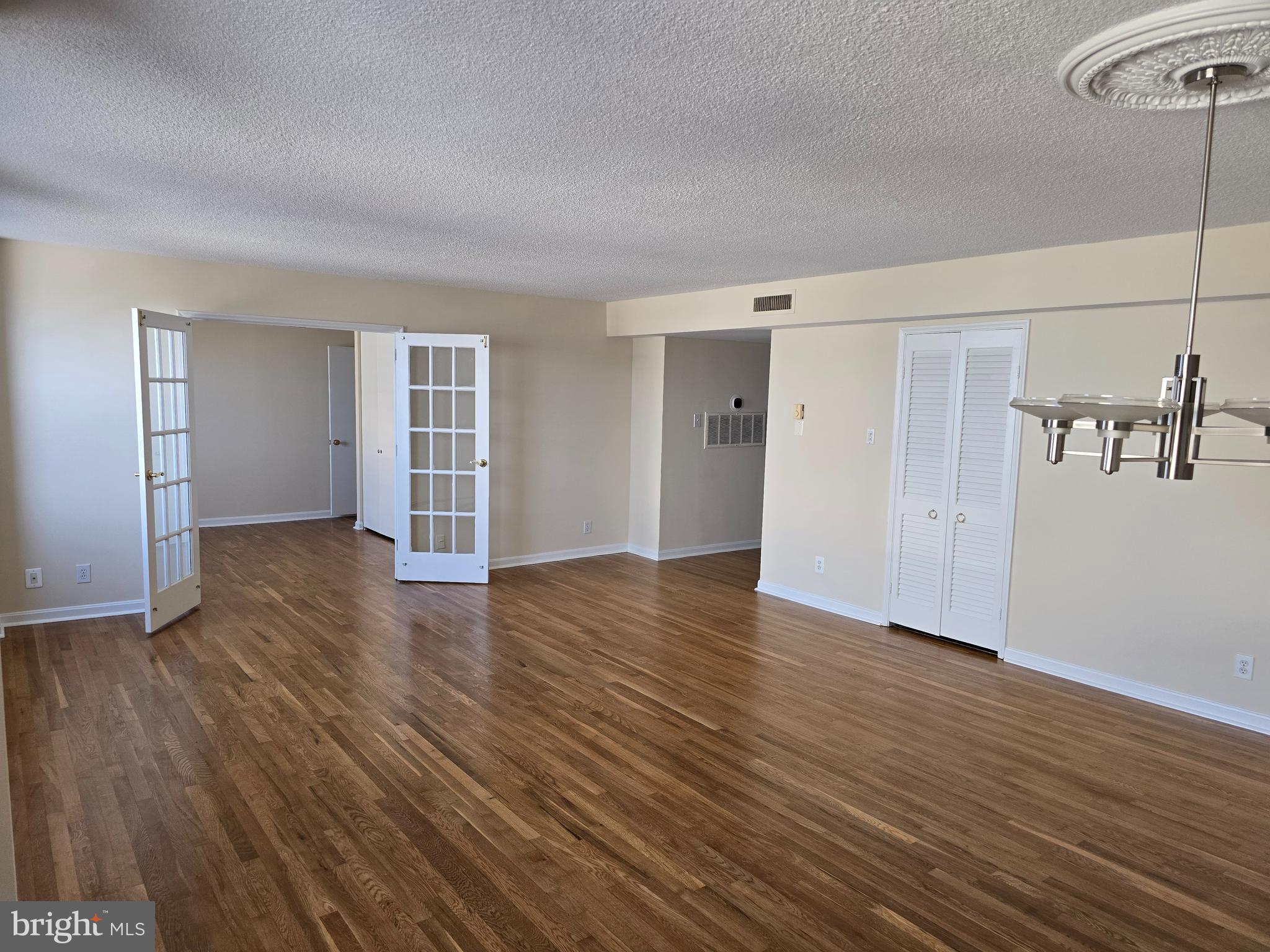 MOUNT VERNON PLACE HISTORIC DISTRICT - Residential