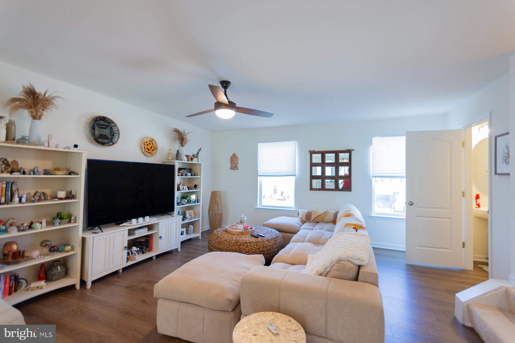 TOWNES AT TATE MANOR - Residential