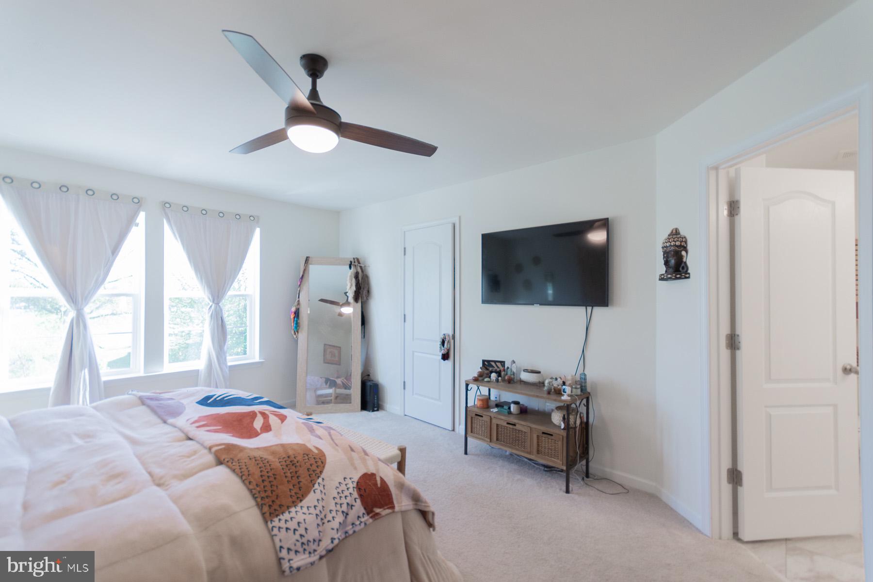 TOWNES AT TATE MANOR - Residential