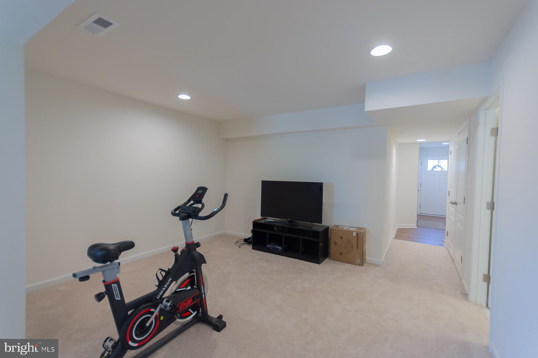 TOWNES AT TATE MANOR - Residential