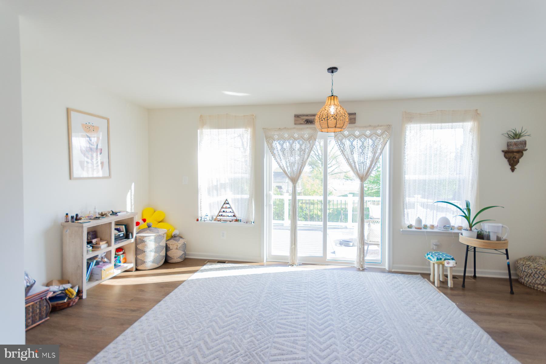 TOWNES AT TATE MANOR - Residential