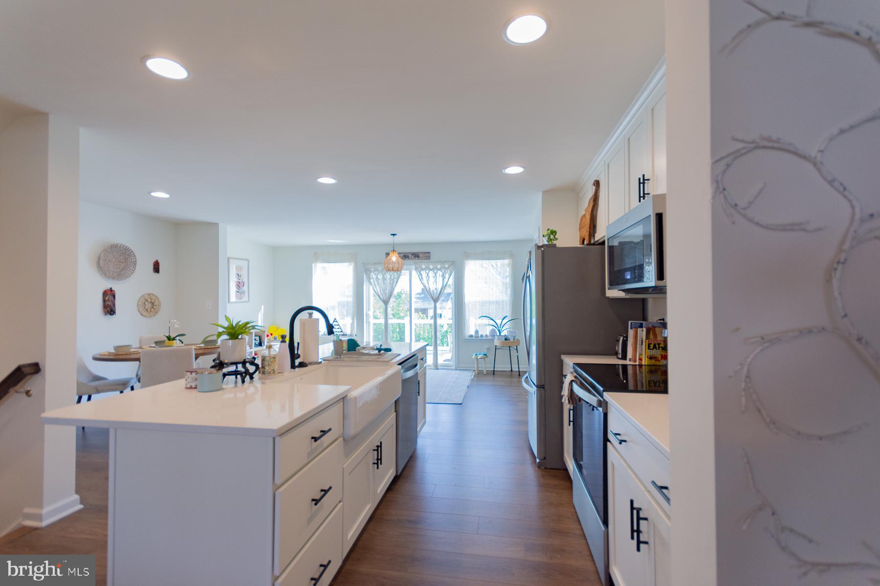 TOWNES AT TATE MANOR - Residential