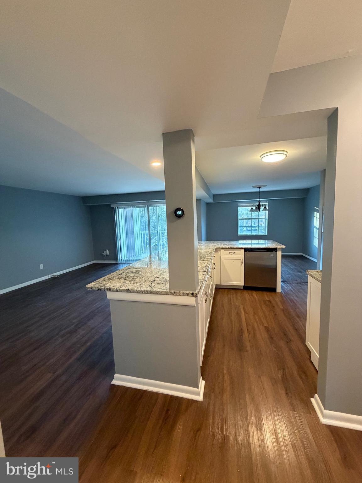 117 CASTLETOWN ROAD 302