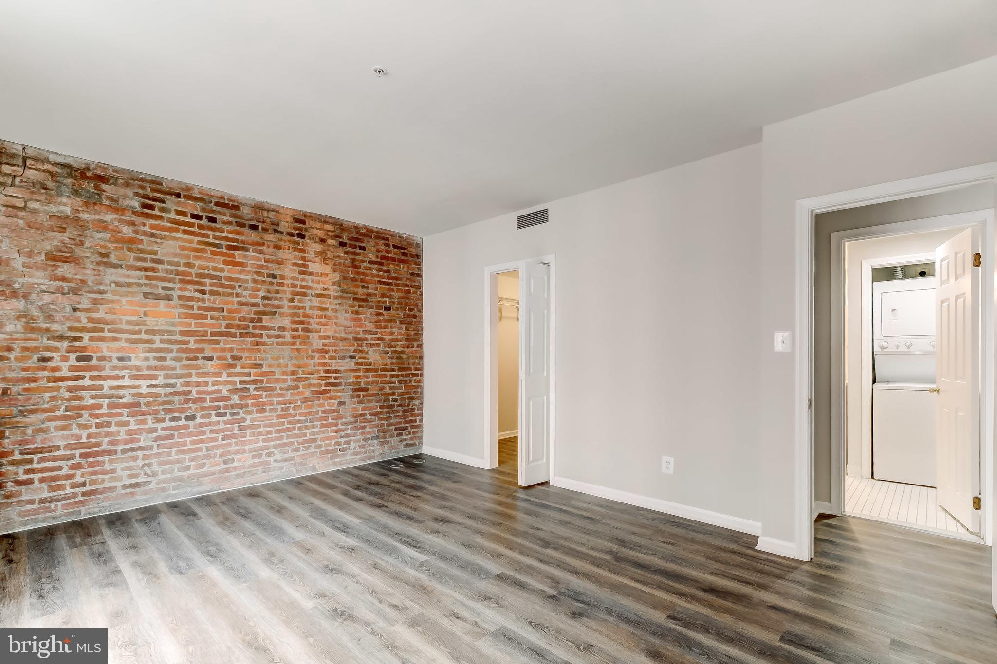 FELLS POINT HISTORIC DISTRICT - Residential Lease