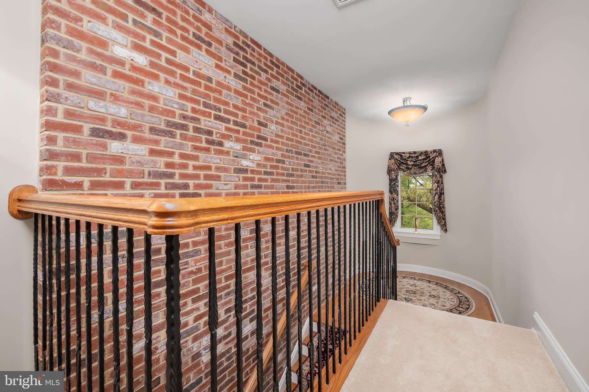 SADDLE RIDGE - Residential