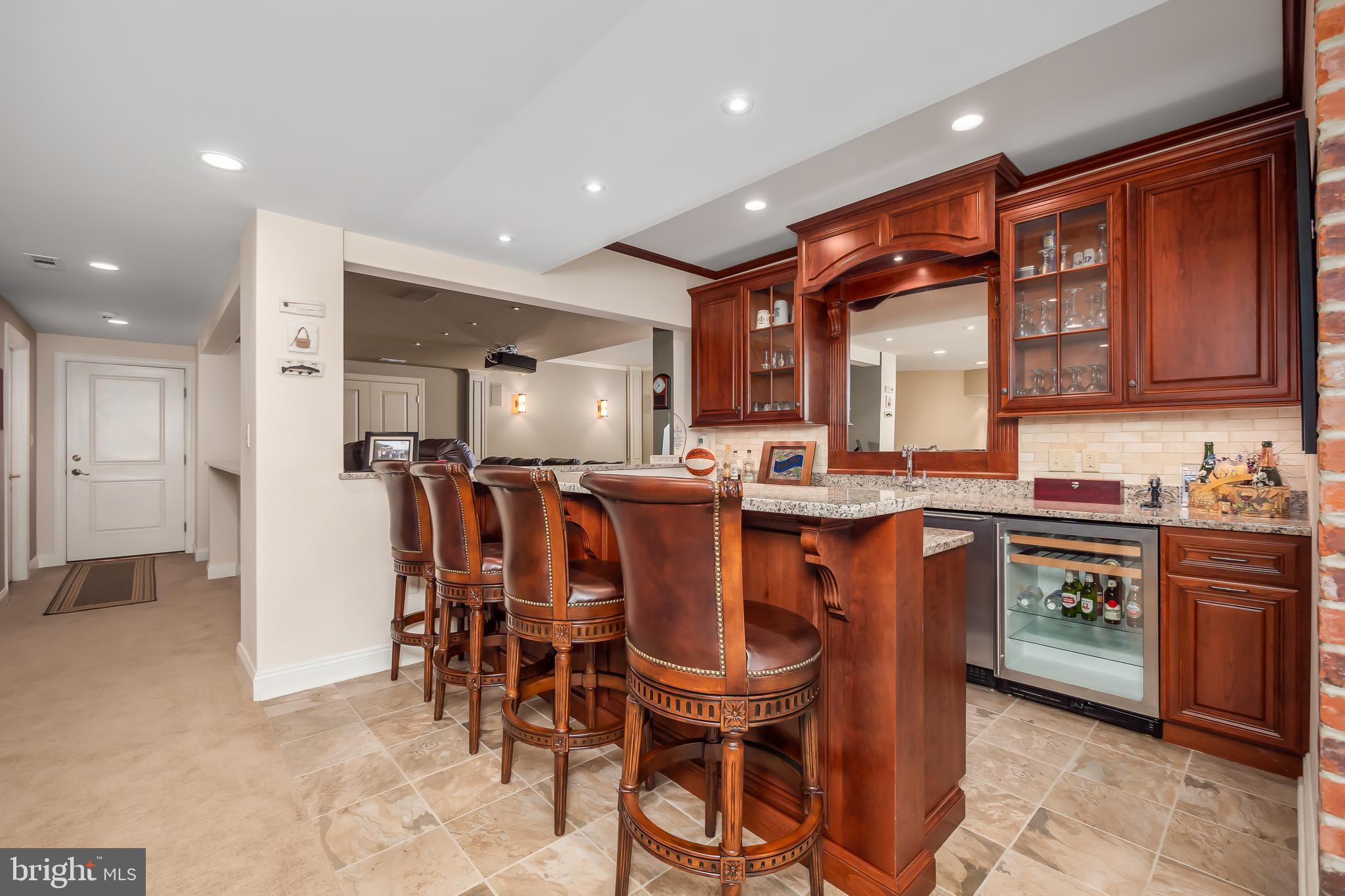 SADDLE RIDGE - Residential