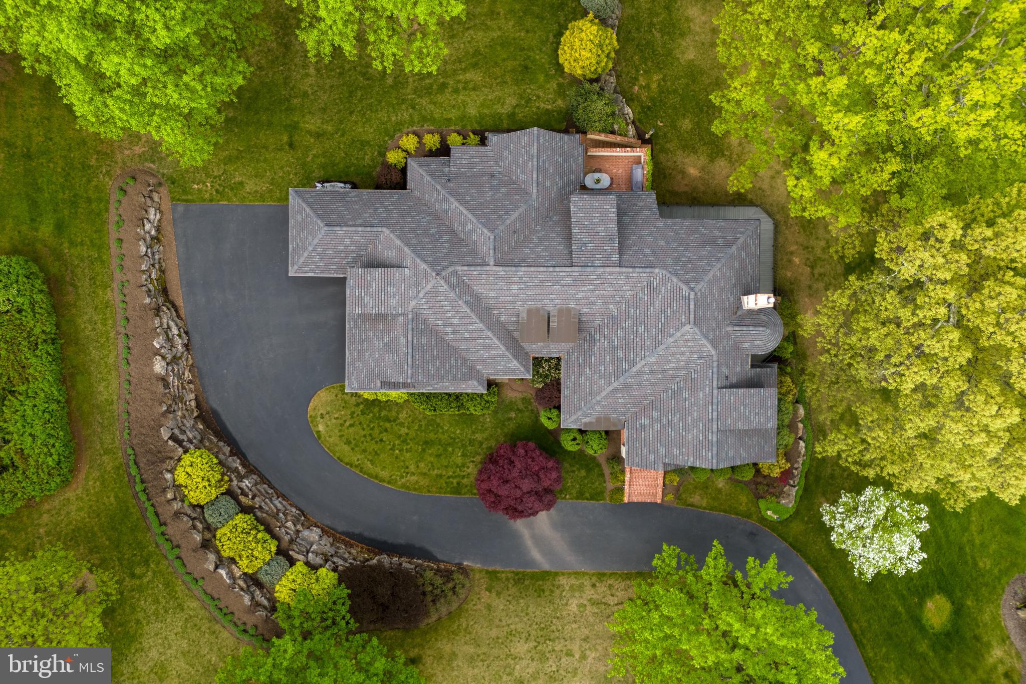 SADDLE RIDGE - Residential