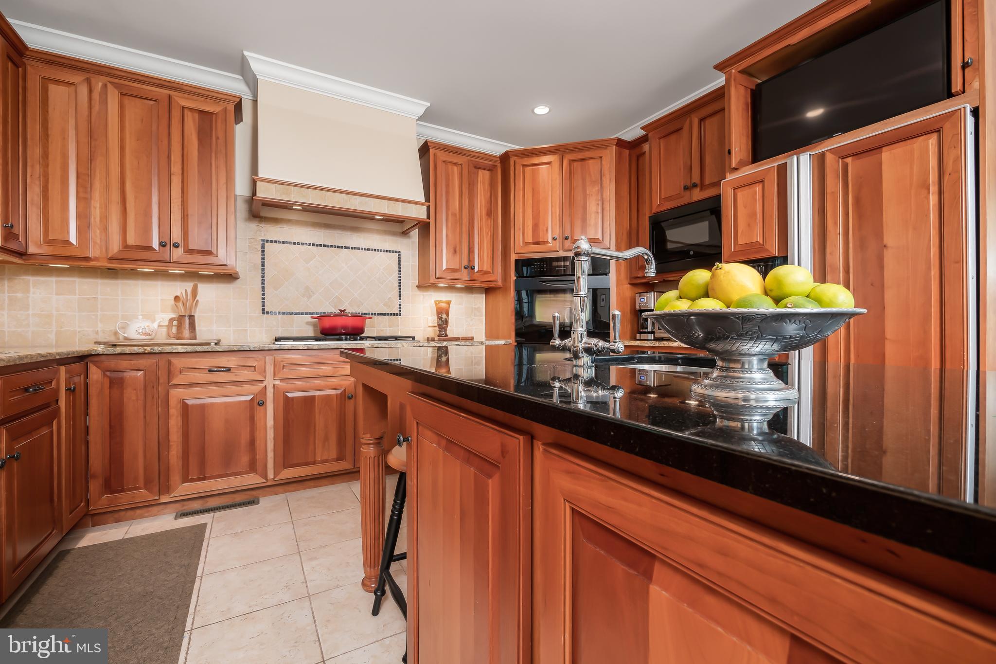 SADDLE RIDGE - Residential