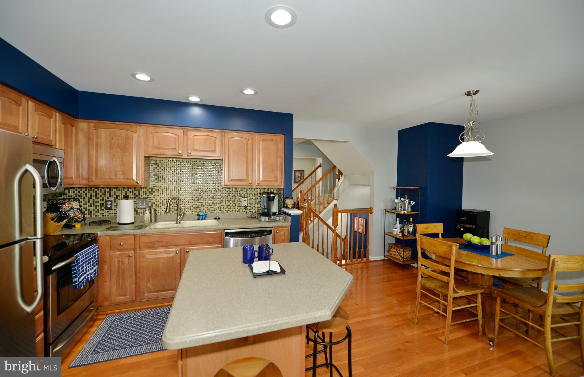 LAKELAND PLACE - Residential