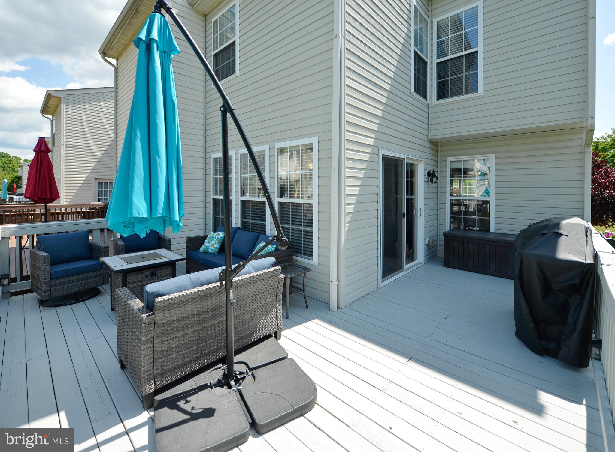 LAKELAND PLACE - Residential