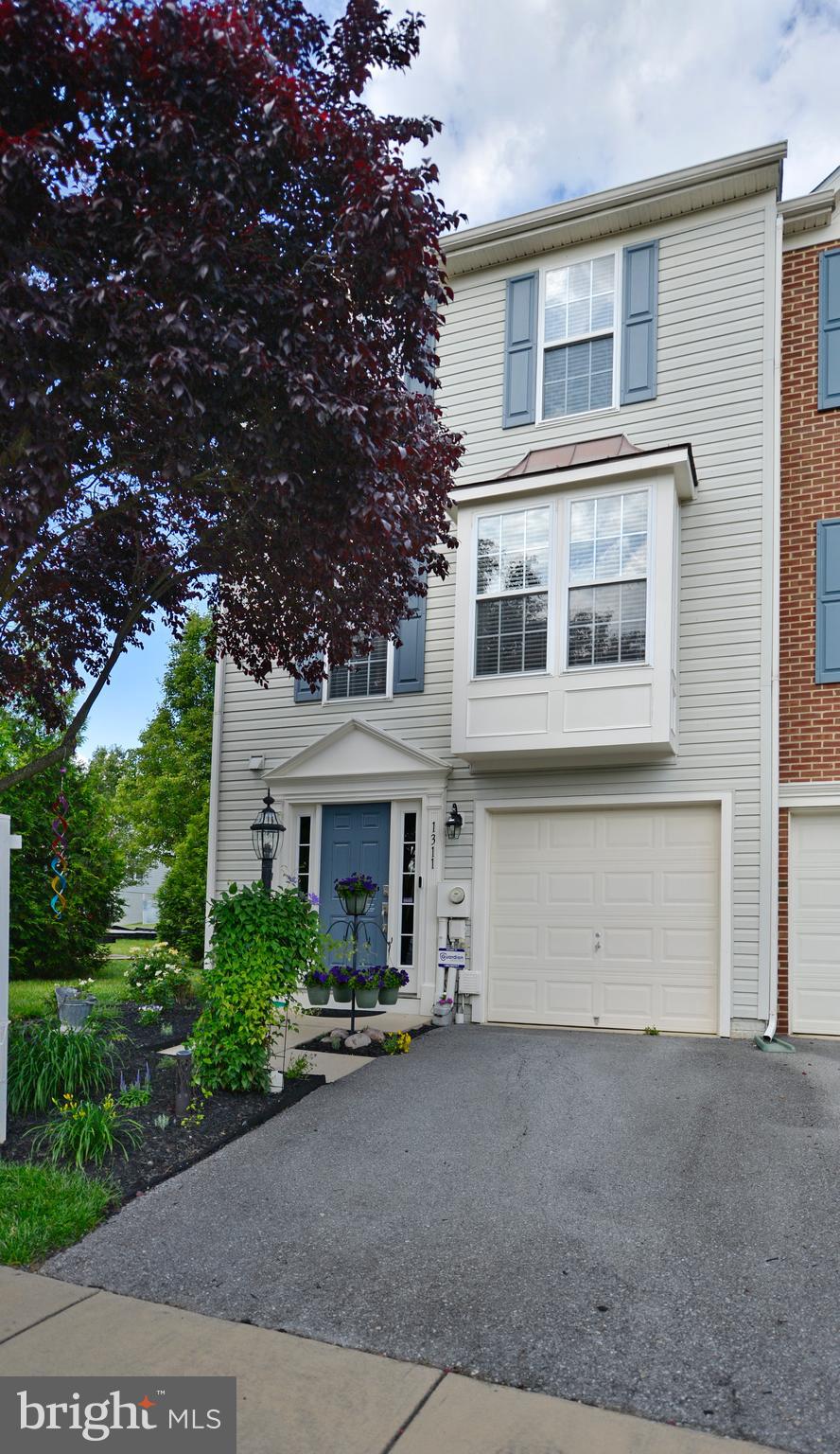 LAKELAND PLACE - Residential