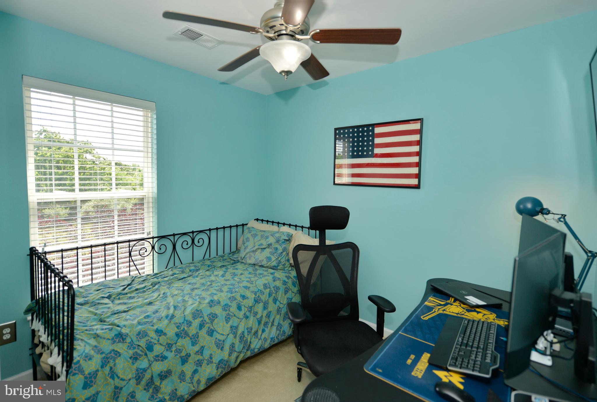 LAKELAND PLACE - Residential